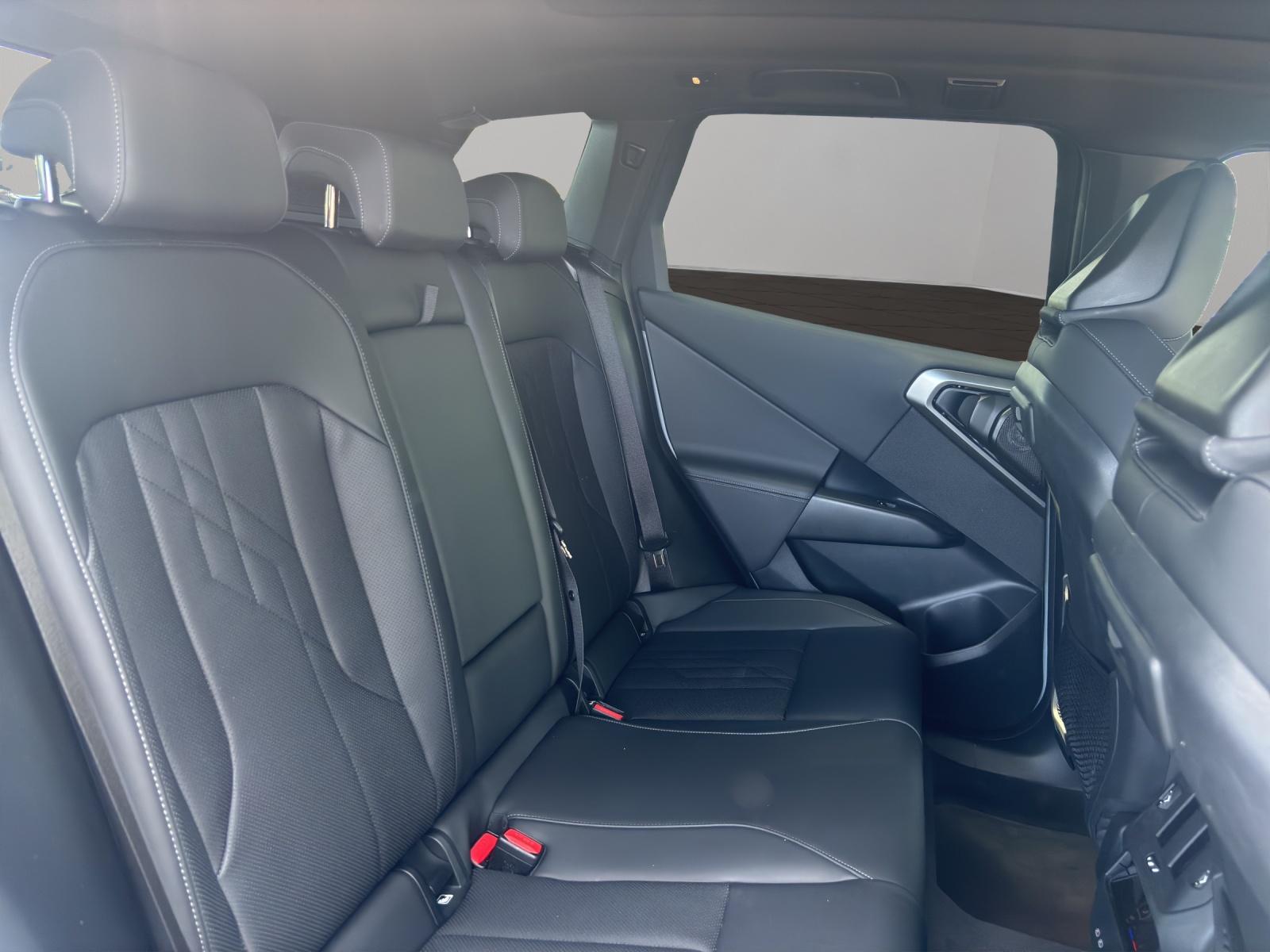 BMW X3 30e xDrive-image-10