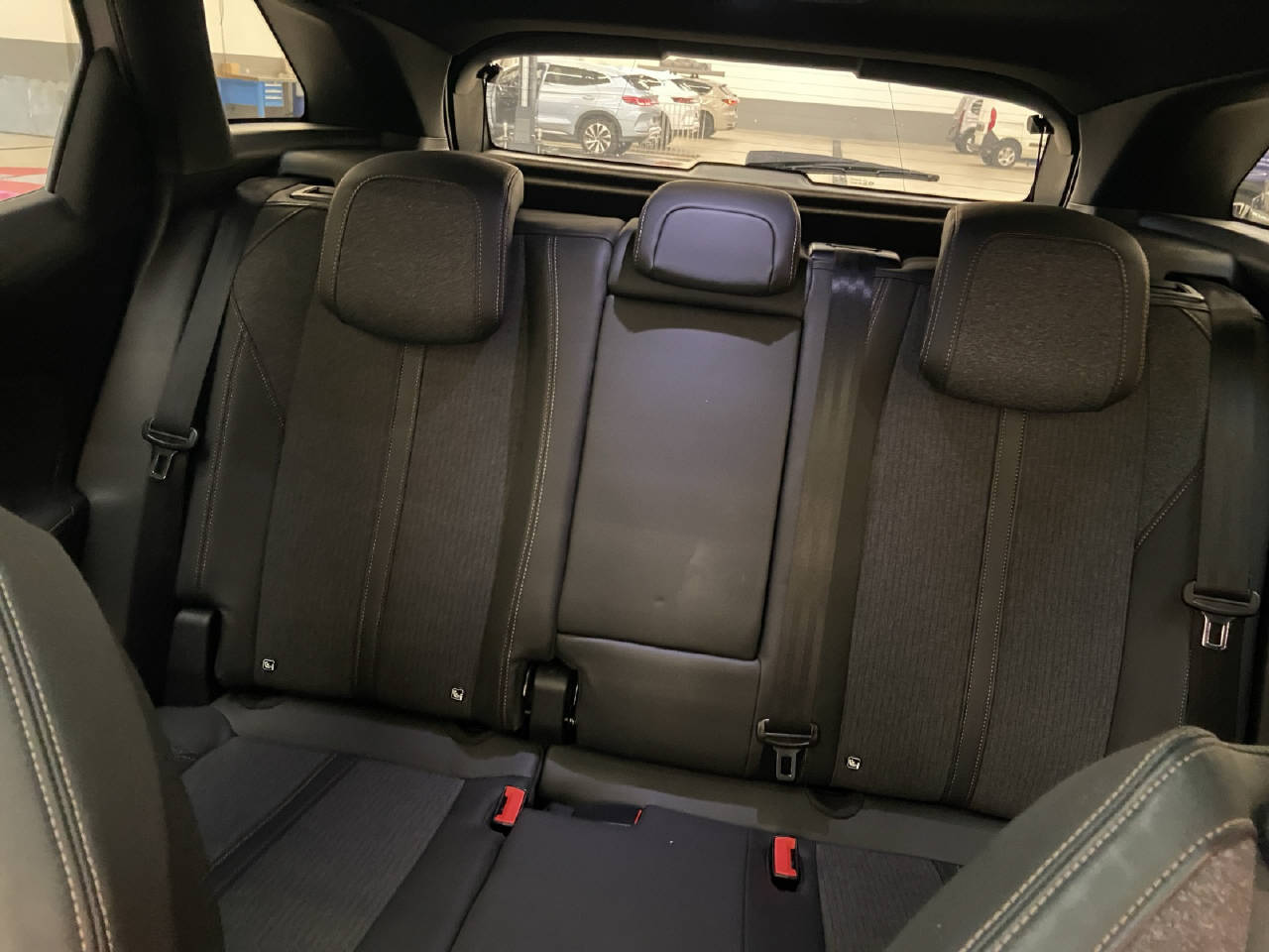 PEUGEOT 3008 1.6 THP Allure-image-13