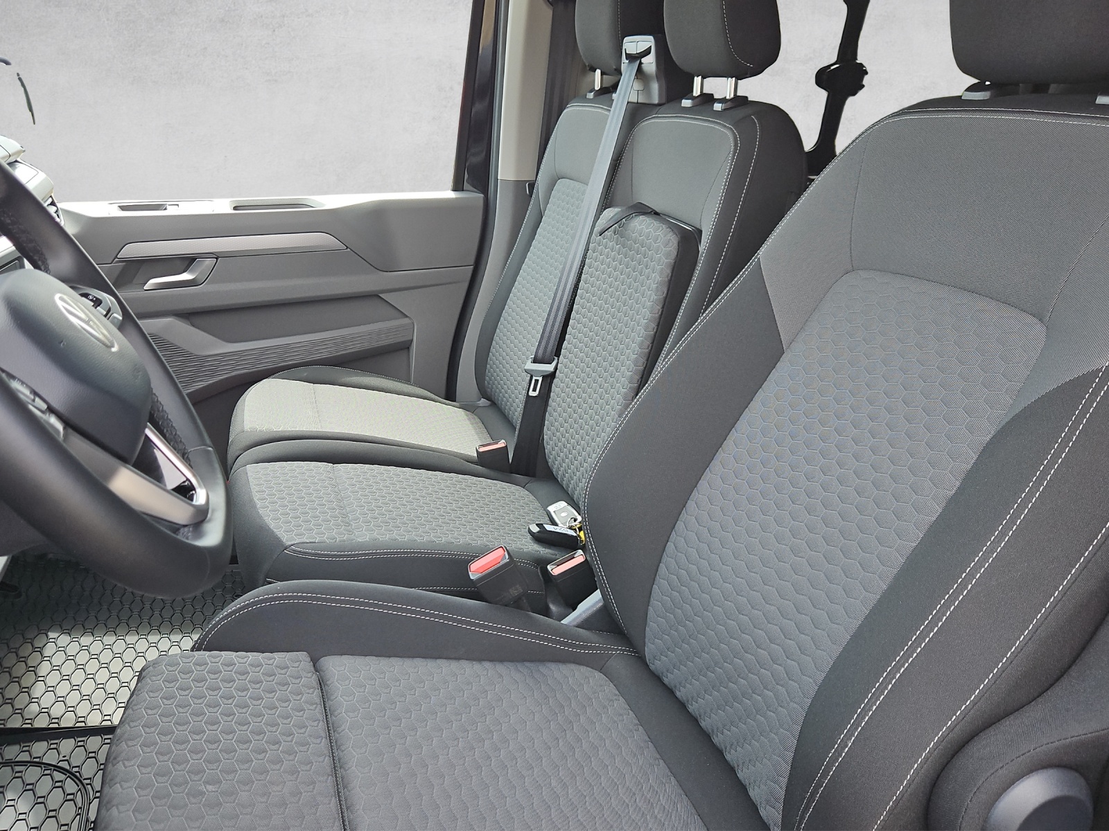 VW Caravelle 2.0 TDI Aut.8-image-8