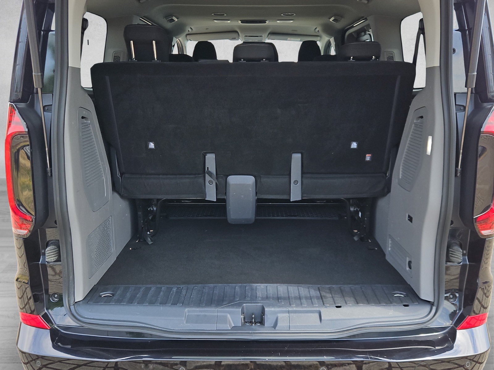 VW Caravelle 2.0 TDI Aut.8-image-12
