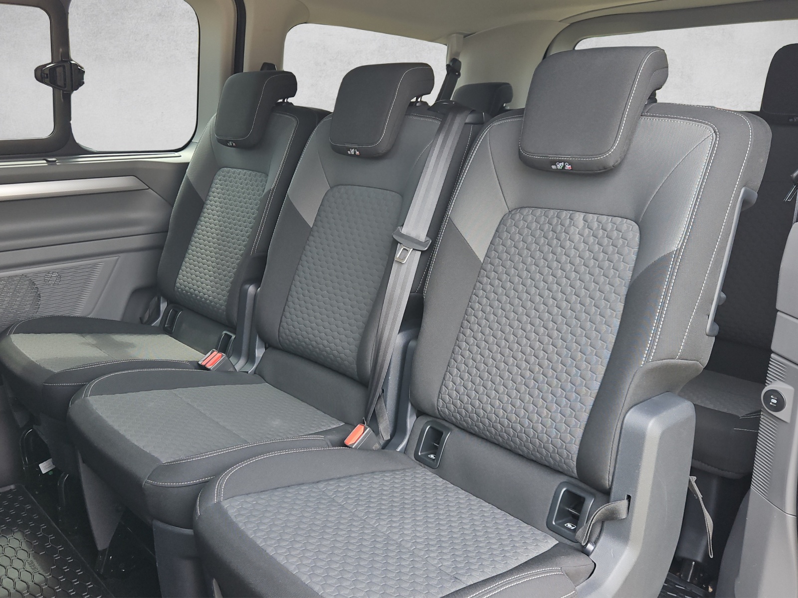 VW Caravelle 2.0 TDI Aut.8-image-9