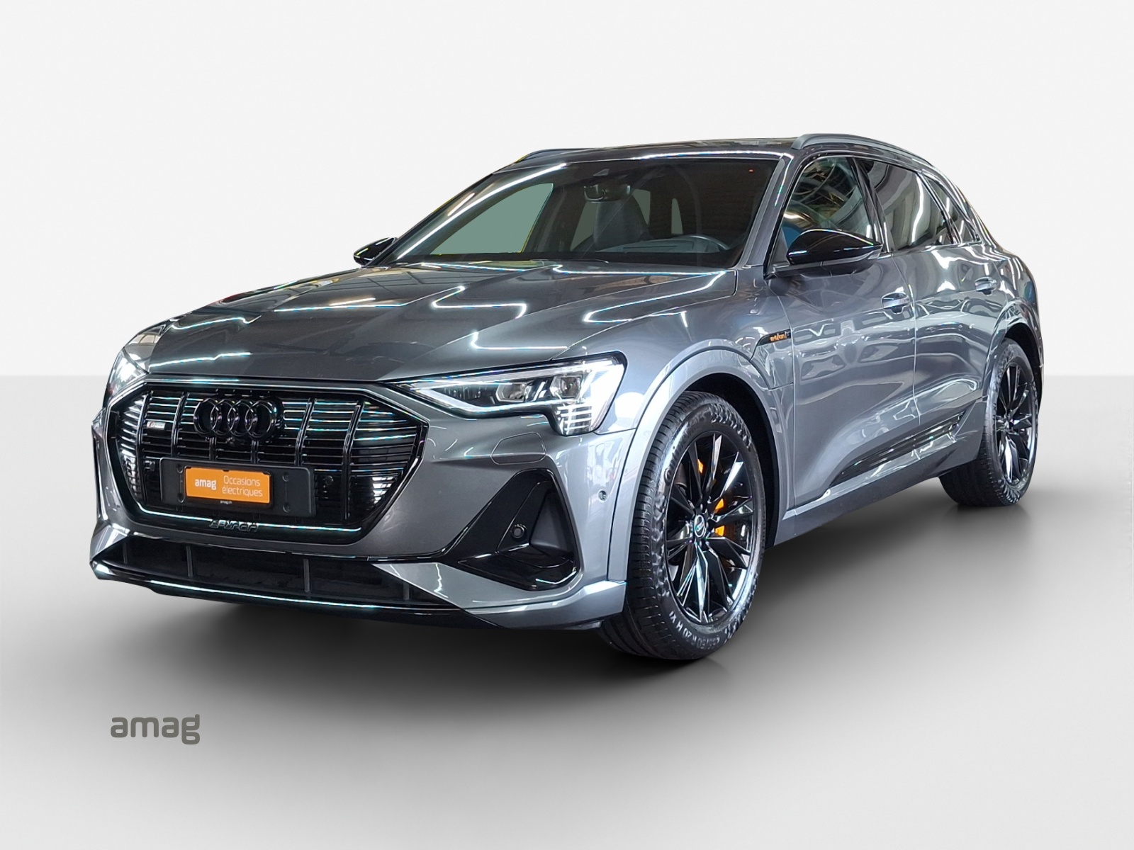 AUDI e-tron 55 S Line Black Edition quattro-image-0