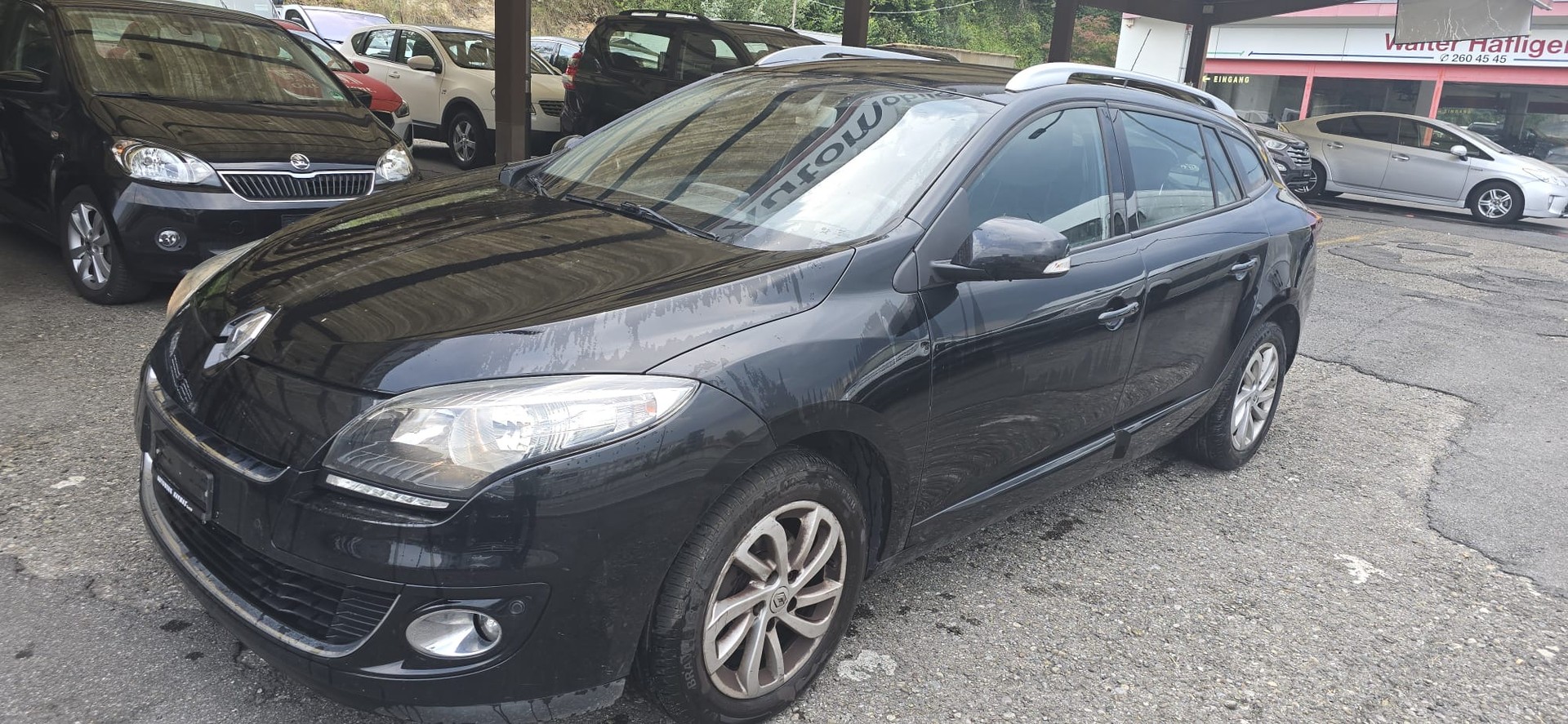 RENAULT Mégane Grandtour 1.2 16V Turbo Dynamique-image-1