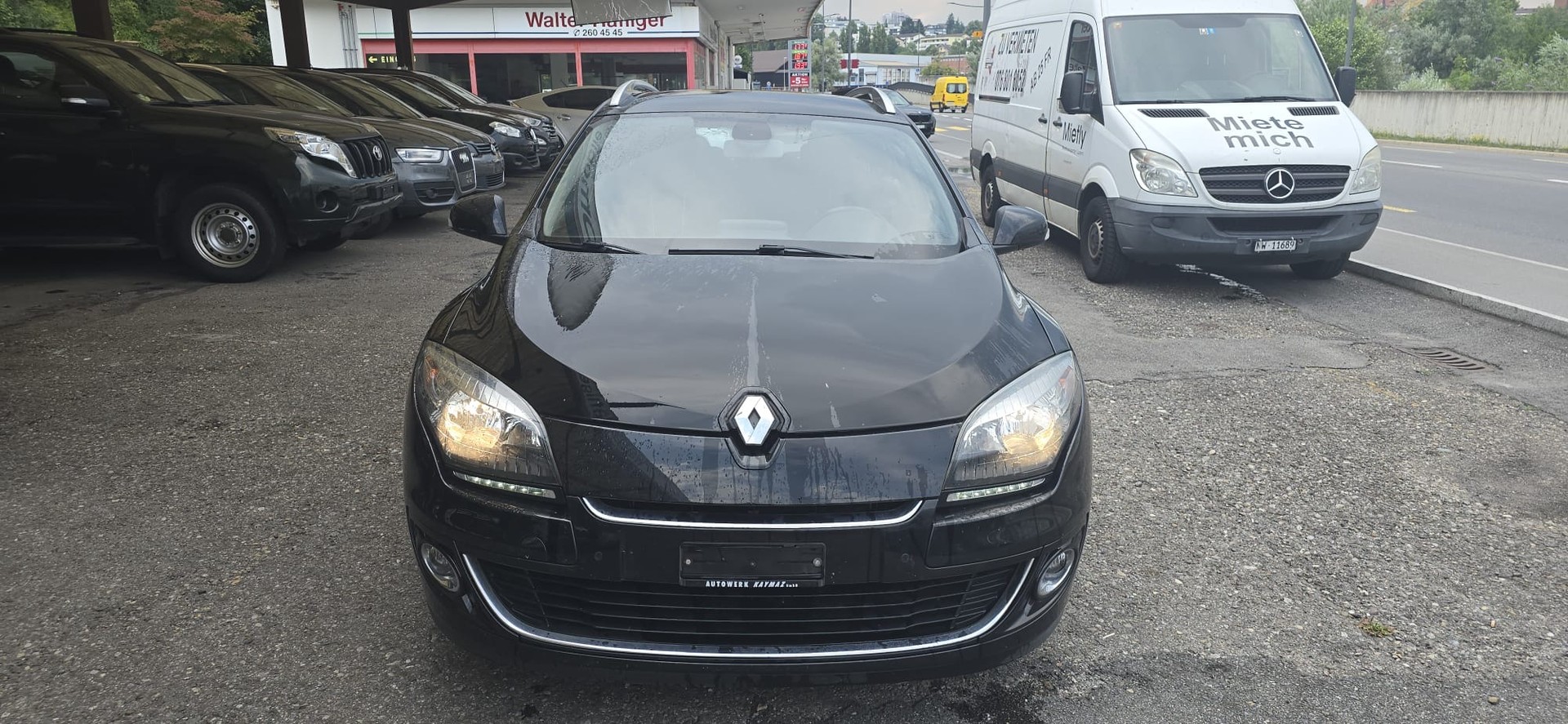 RENAULT Mégane Grandtour 1.2 16V Turbo Dynamique-image-0