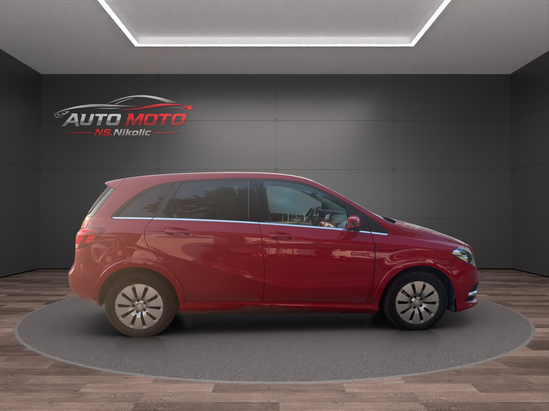 MERCEDES-BENZ B Electric Drive Urban-image-4