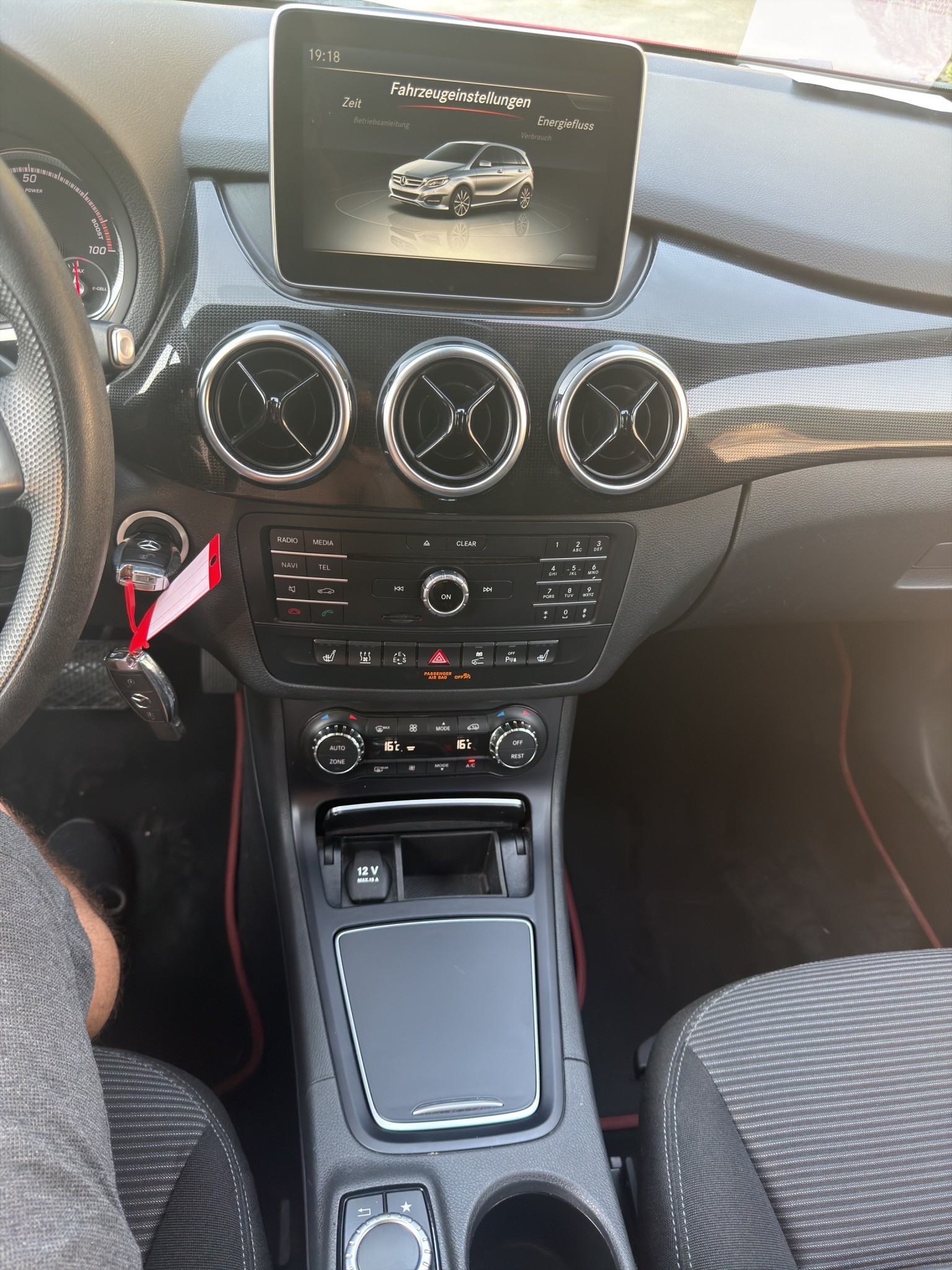 MERCEDES-BENZ B Electric Drive Urban-image-15