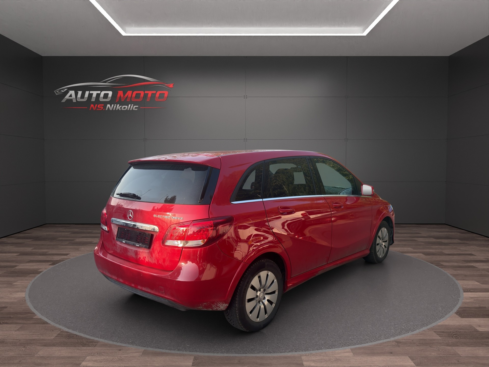 MERCEDES-BENZ B Electric Drive Urban-image-2