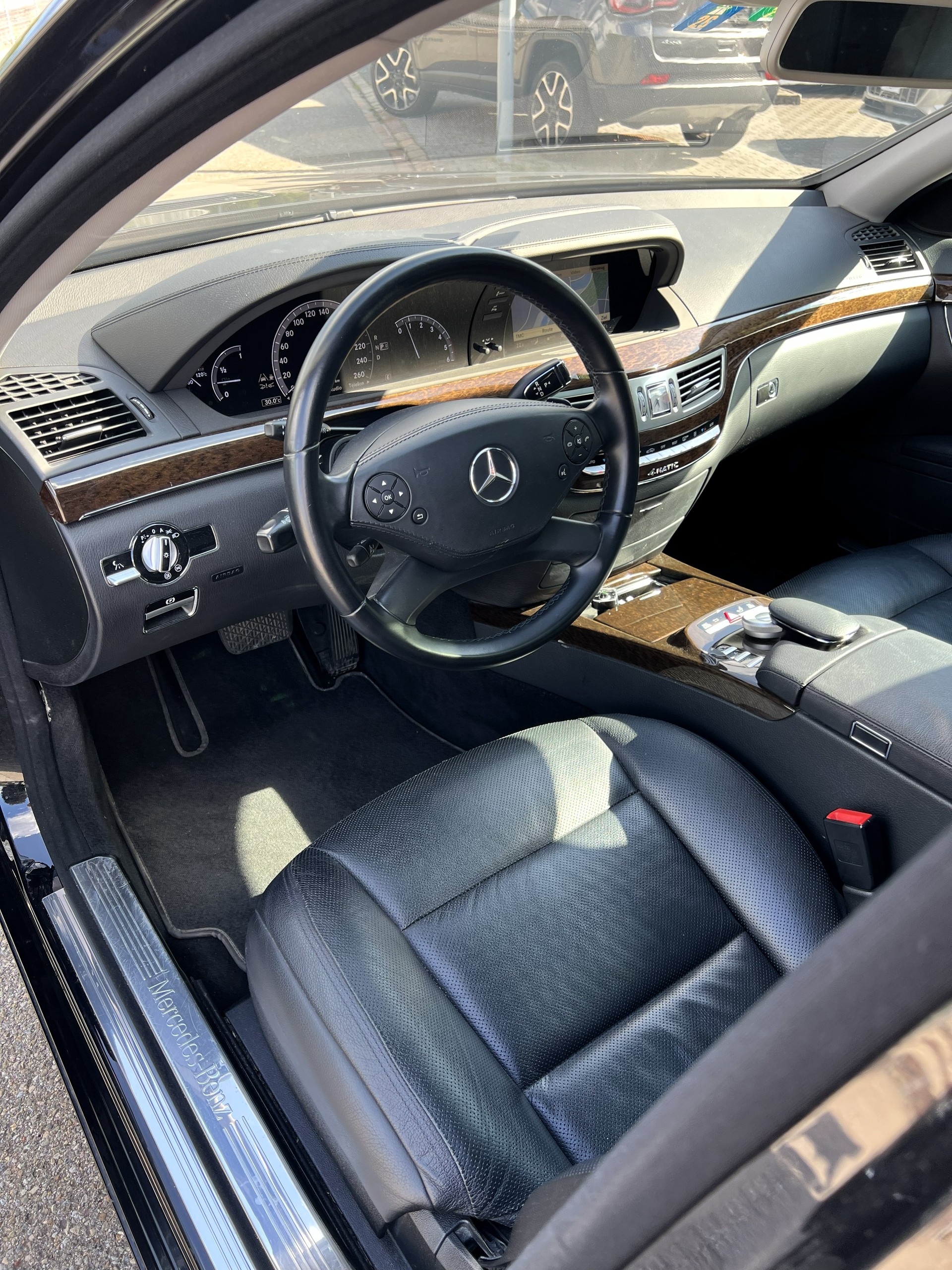MERCEDES-BENZ S 350 L BlueTEC 4Matic 7G-Tronic-image-17
