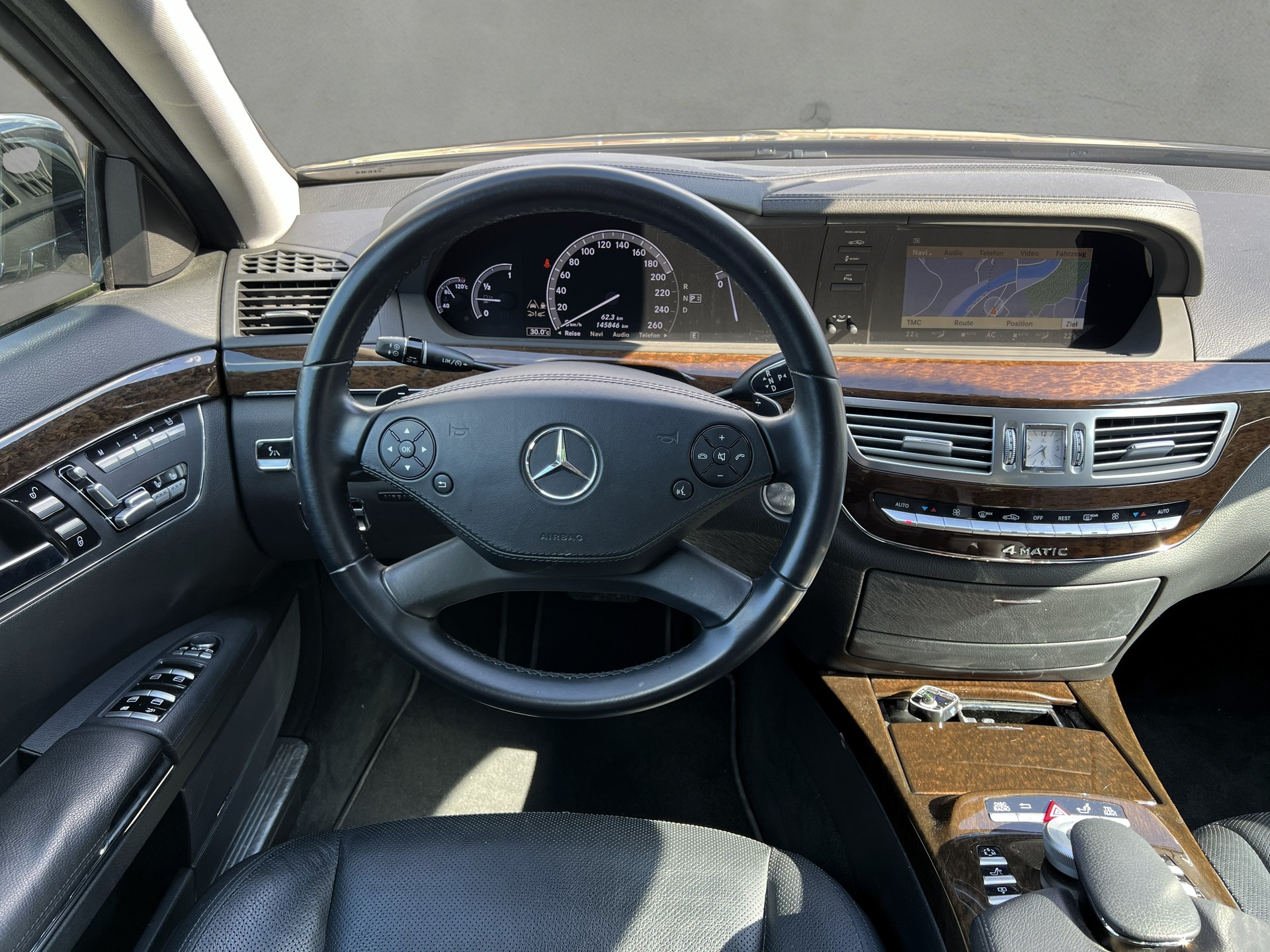 MERCEDES-BENZ S 350 L BlueTEC 4Matic 7G-Tronic-image-23