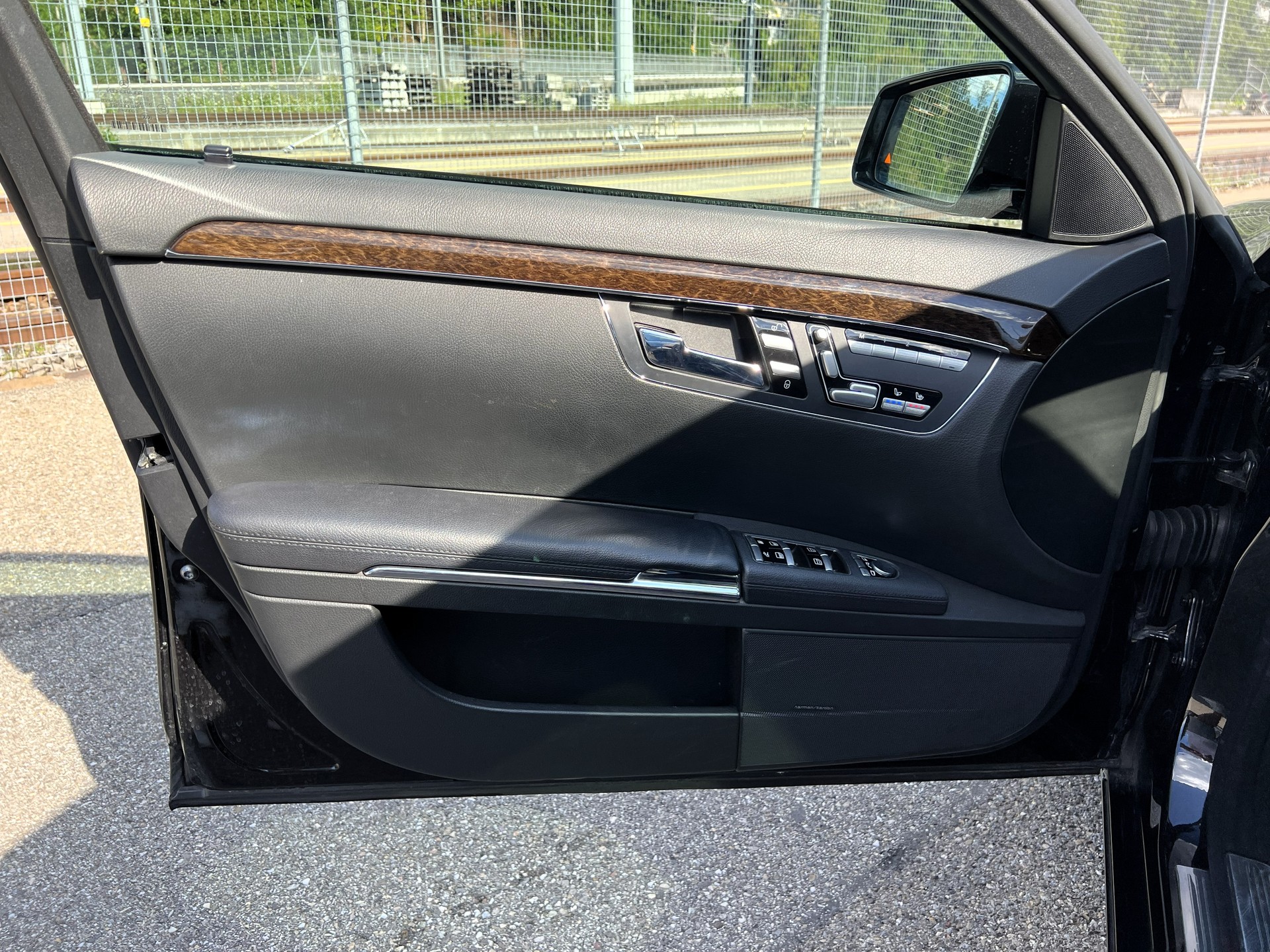 MERCEDES-BENZ S 350 L BlueTEC 4Matic 7G-Tronic-image-16
