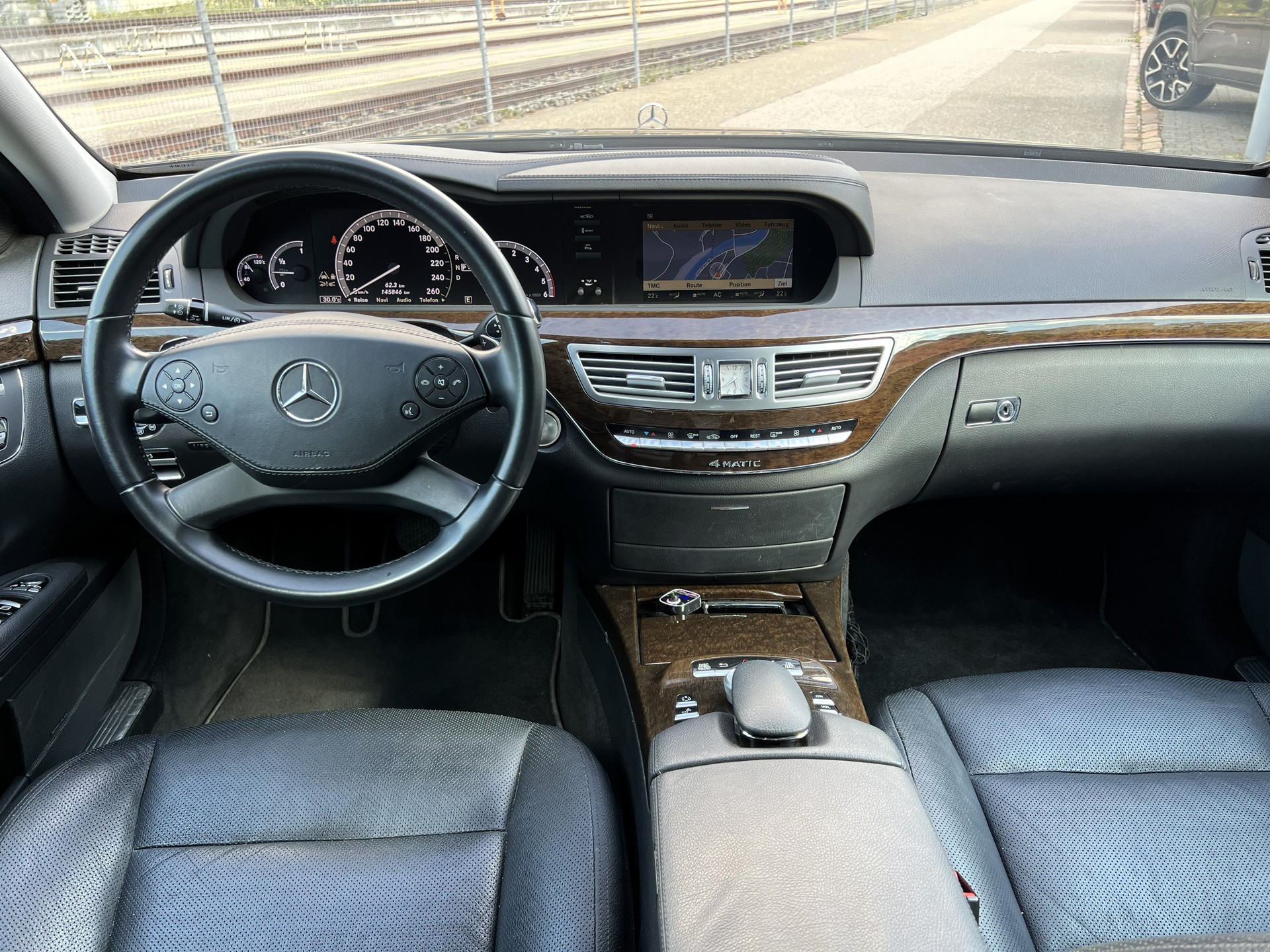 MERCEDES-BENZ S 350 L BlueTEC 4Matic 7G-Tronic-image-24