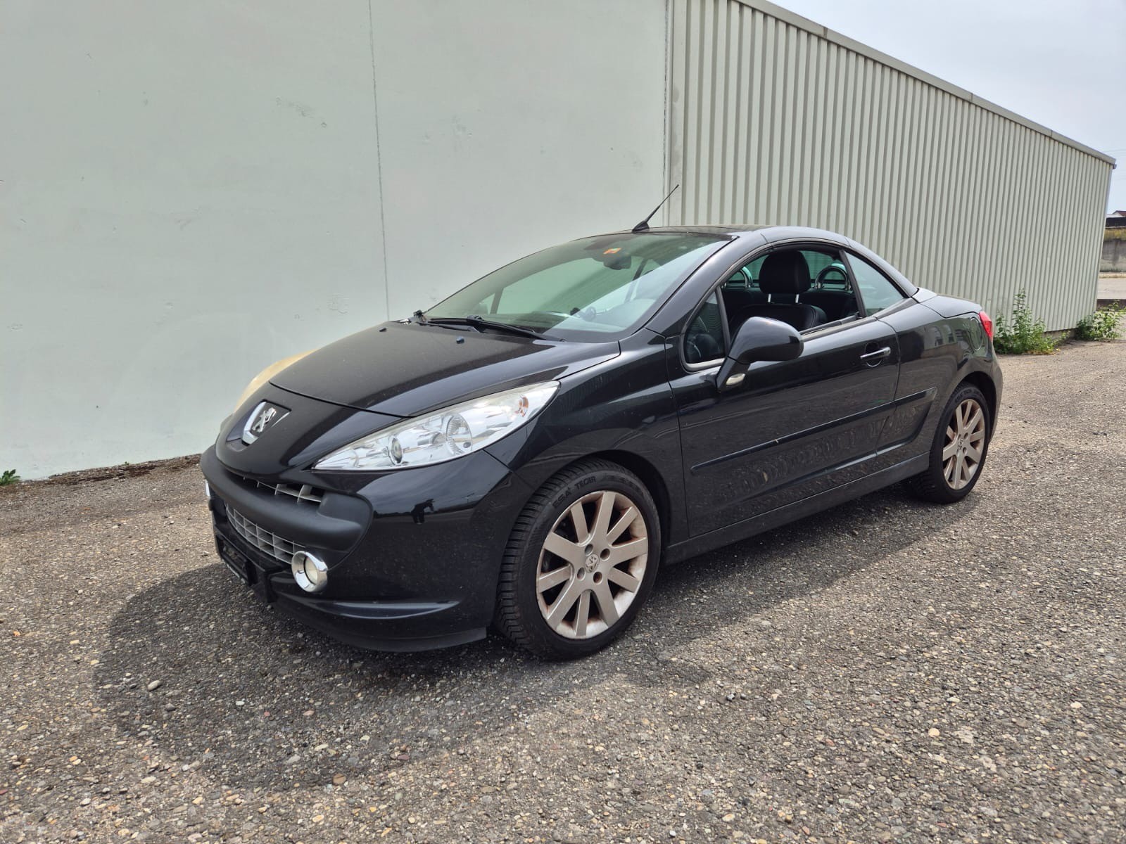 PEUGEOT 207 CC 1.6 16V Roland Garros Automatic-image-2