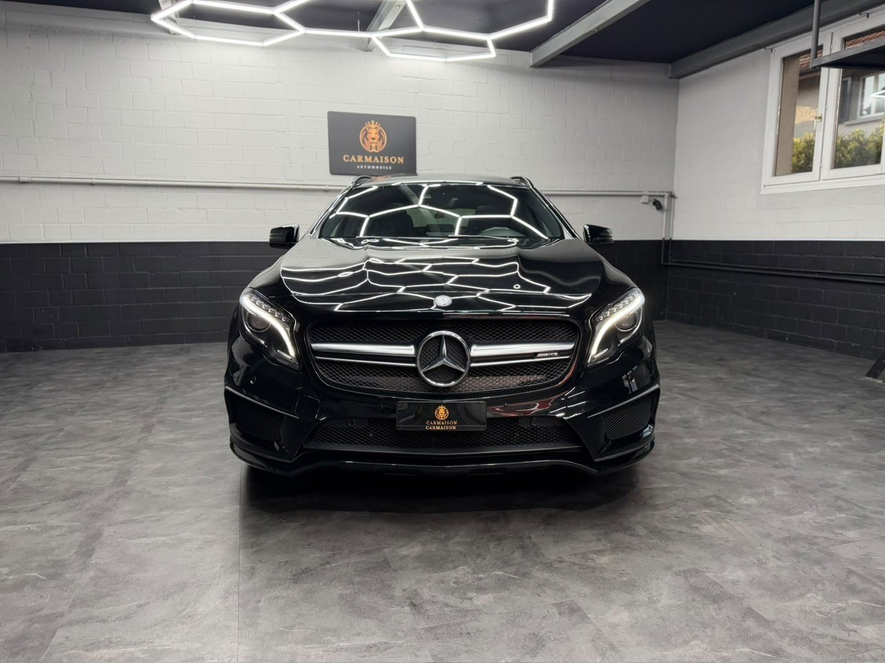 MERCEDES-BENZ GLA 45 AMG 4Matic 7G-DCT | Schiebedach-image-1