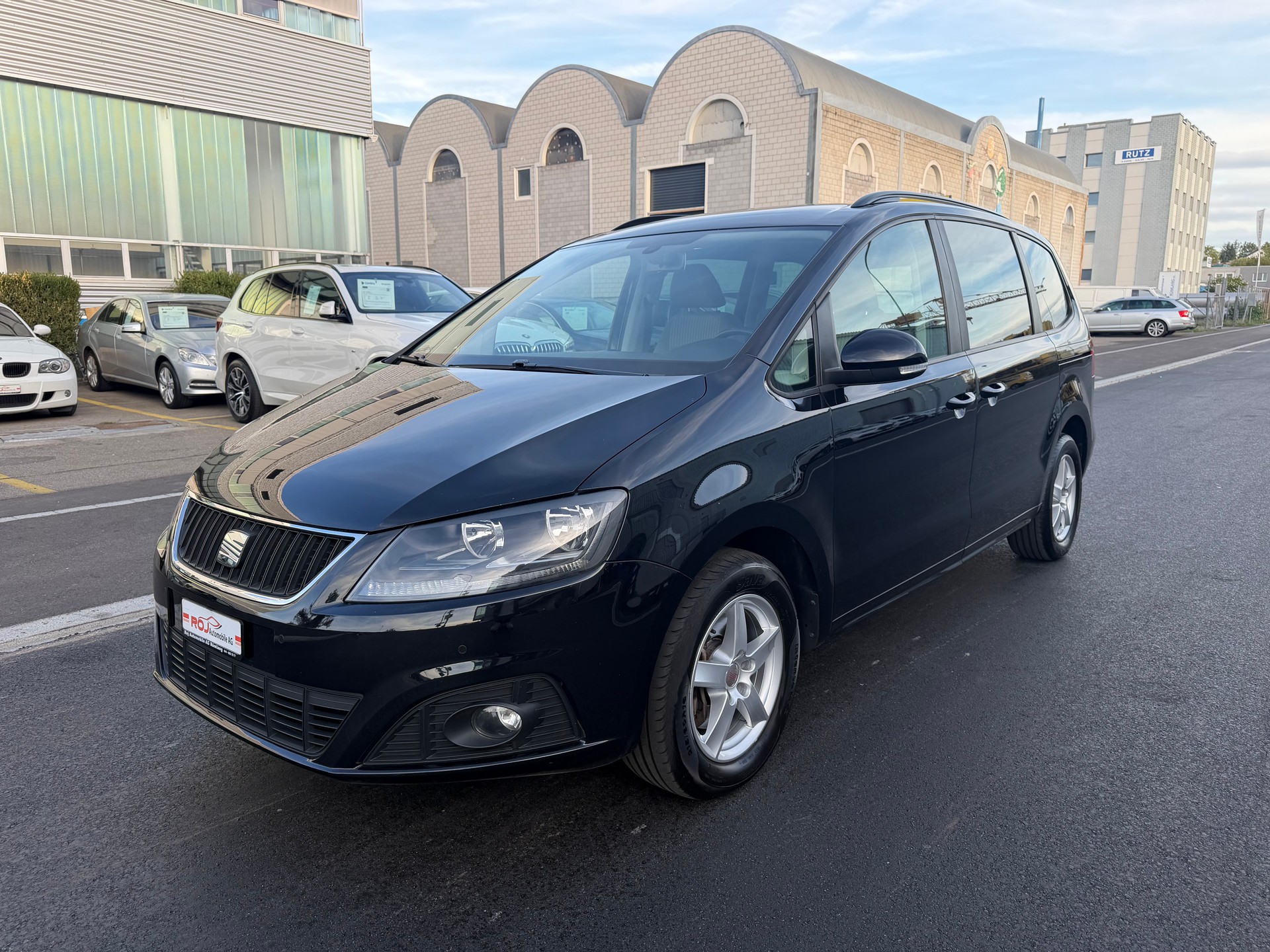 SEAT Alhambra 1.4 TSI Entry-showroom-element-1