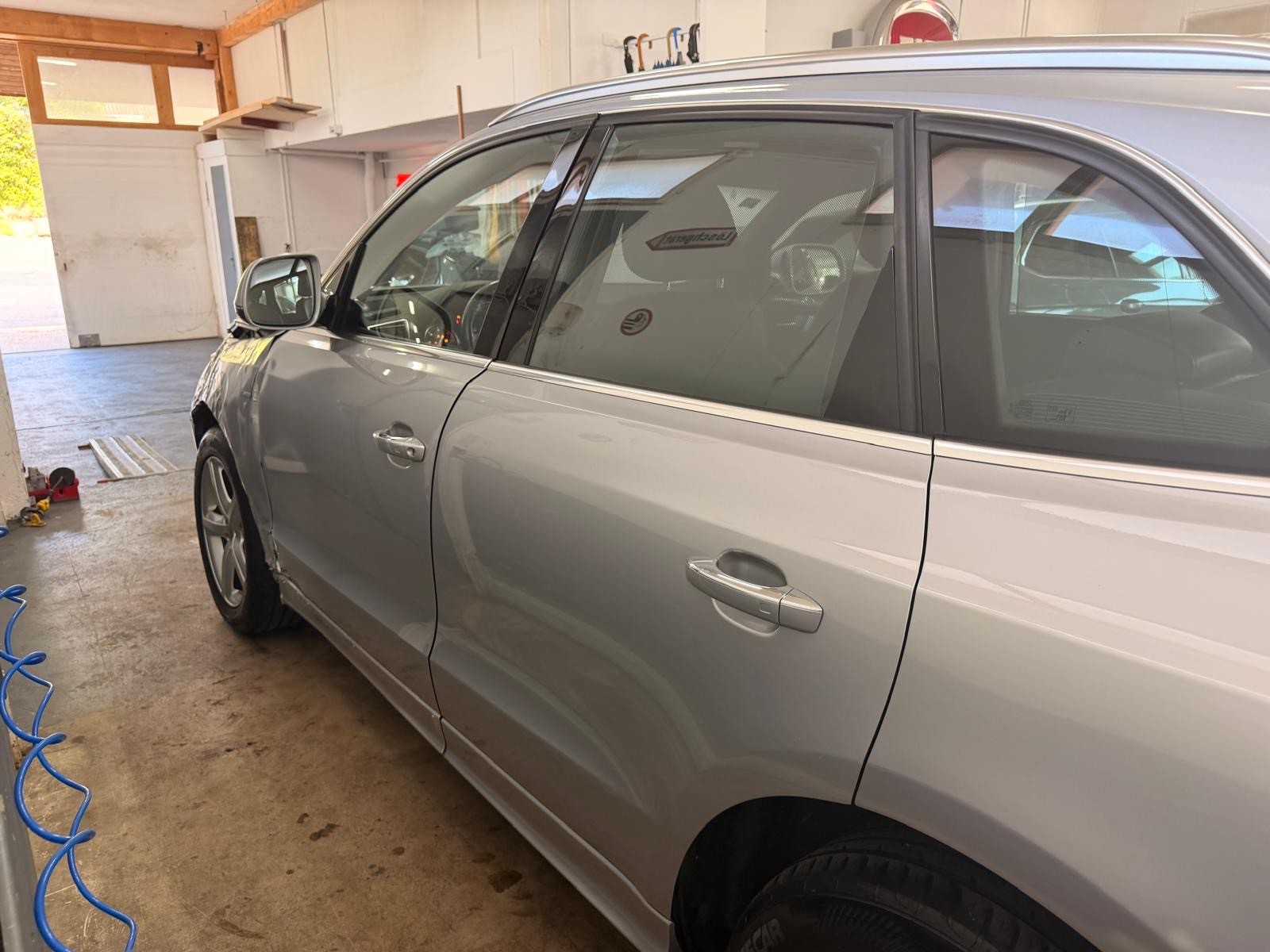 AUDI Q5 3.0 TDI clean quattro S-tronic-image-4
