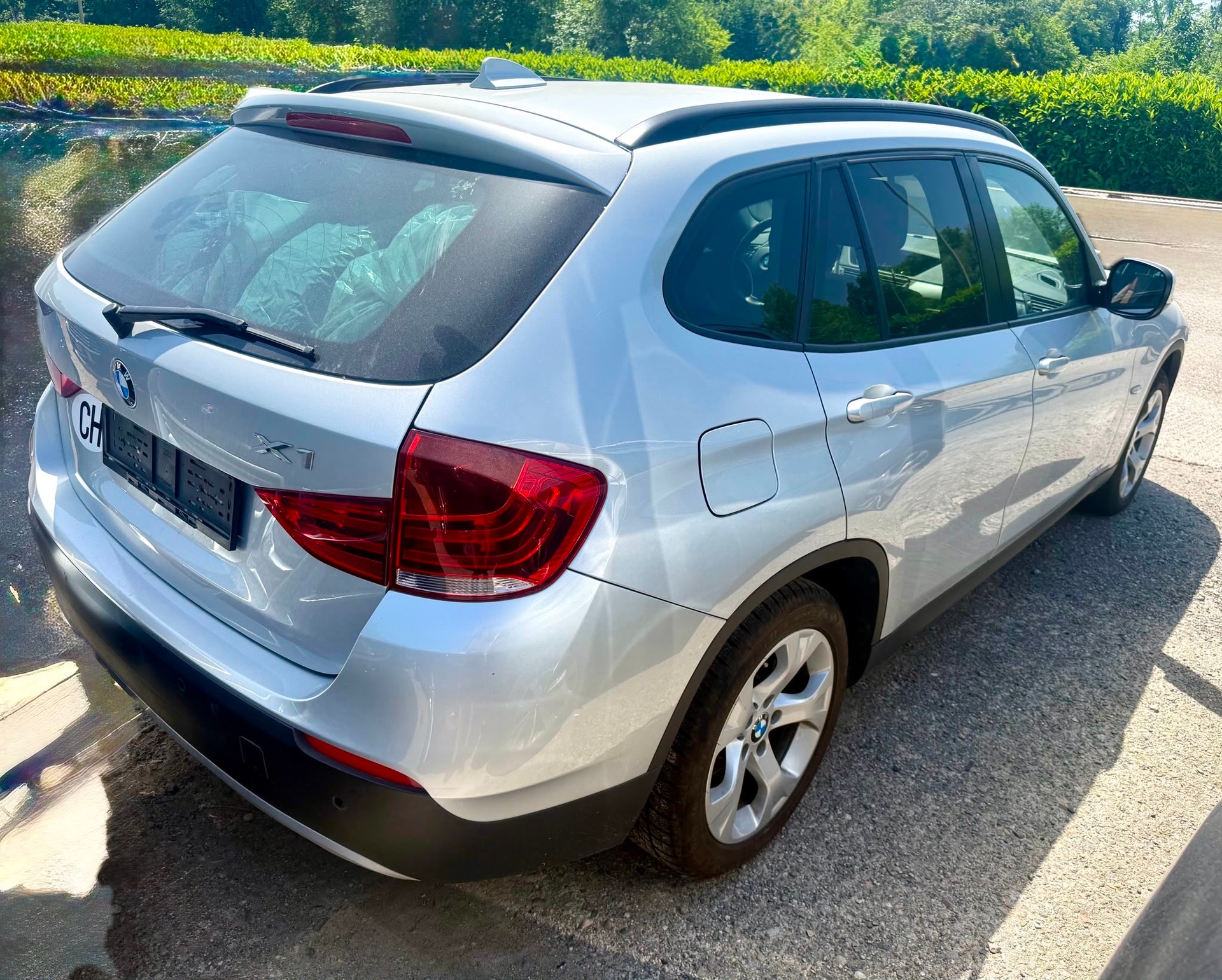 BMW X1 xDrive 20i-image-3