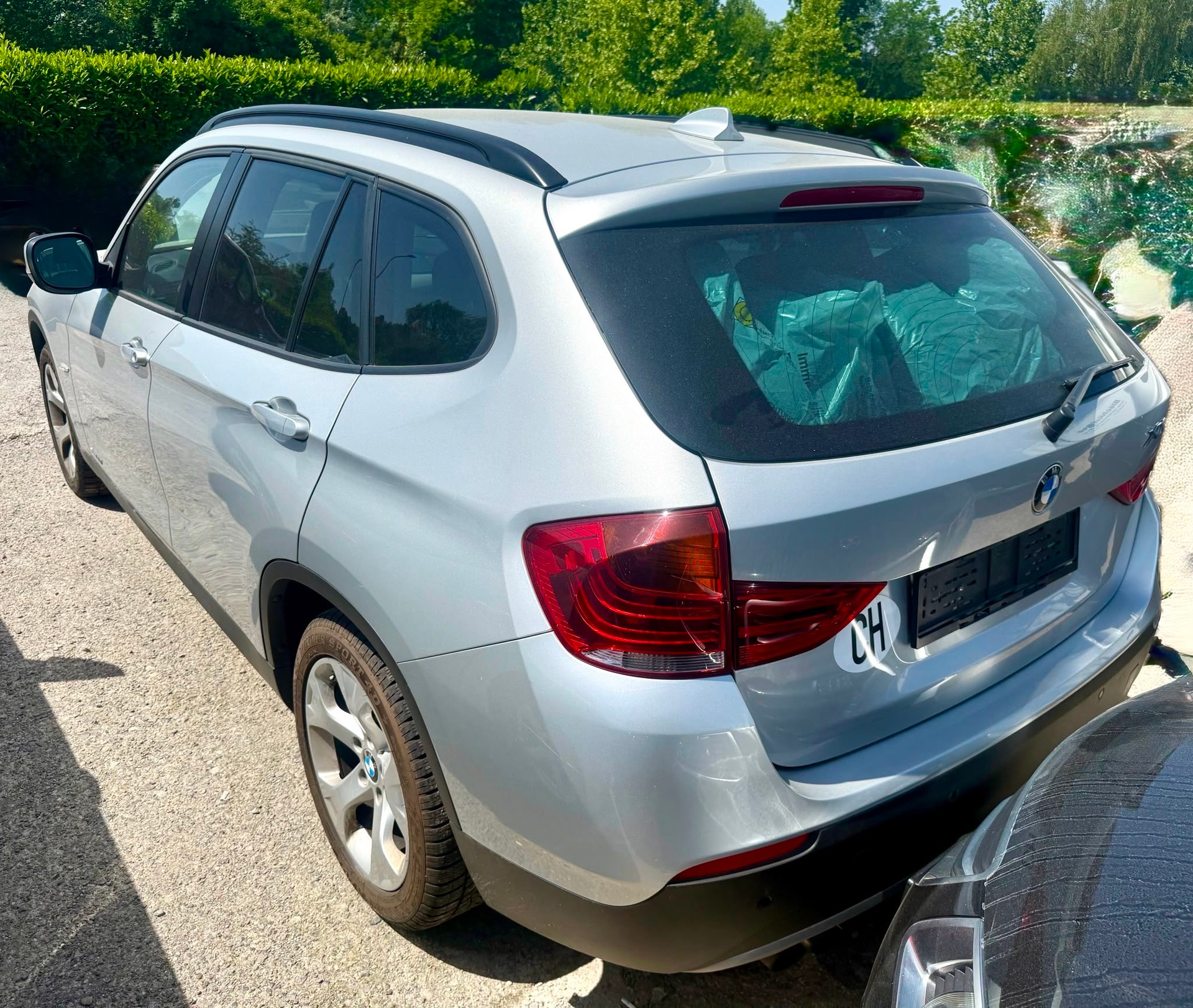 BMW X1 xDrive 20i-image-1