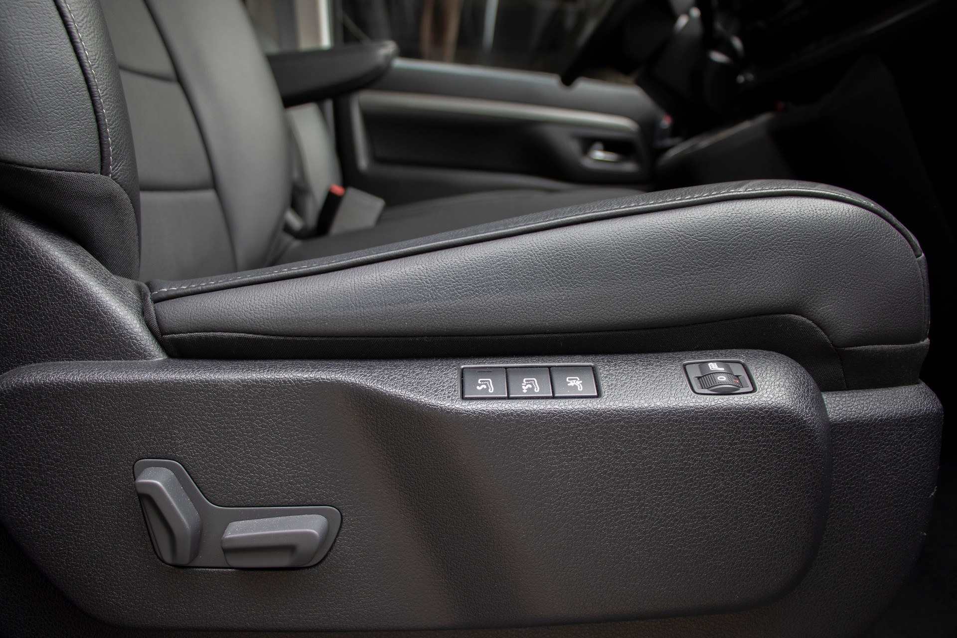 CITROEN Spacetourer 2.0 BlueHDi Max XL EAT8-image-6