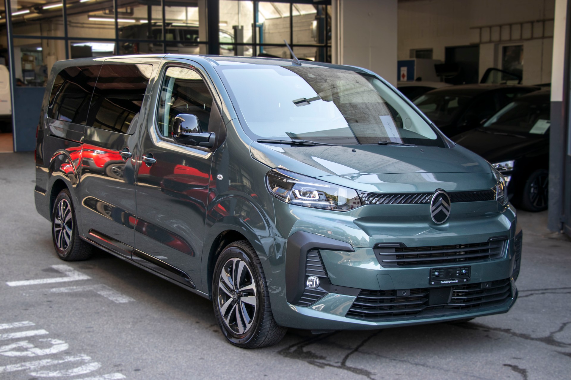 CITROEN Spacetourer 2.0 BlueHDi Max XL EAT8-showroom-element-3