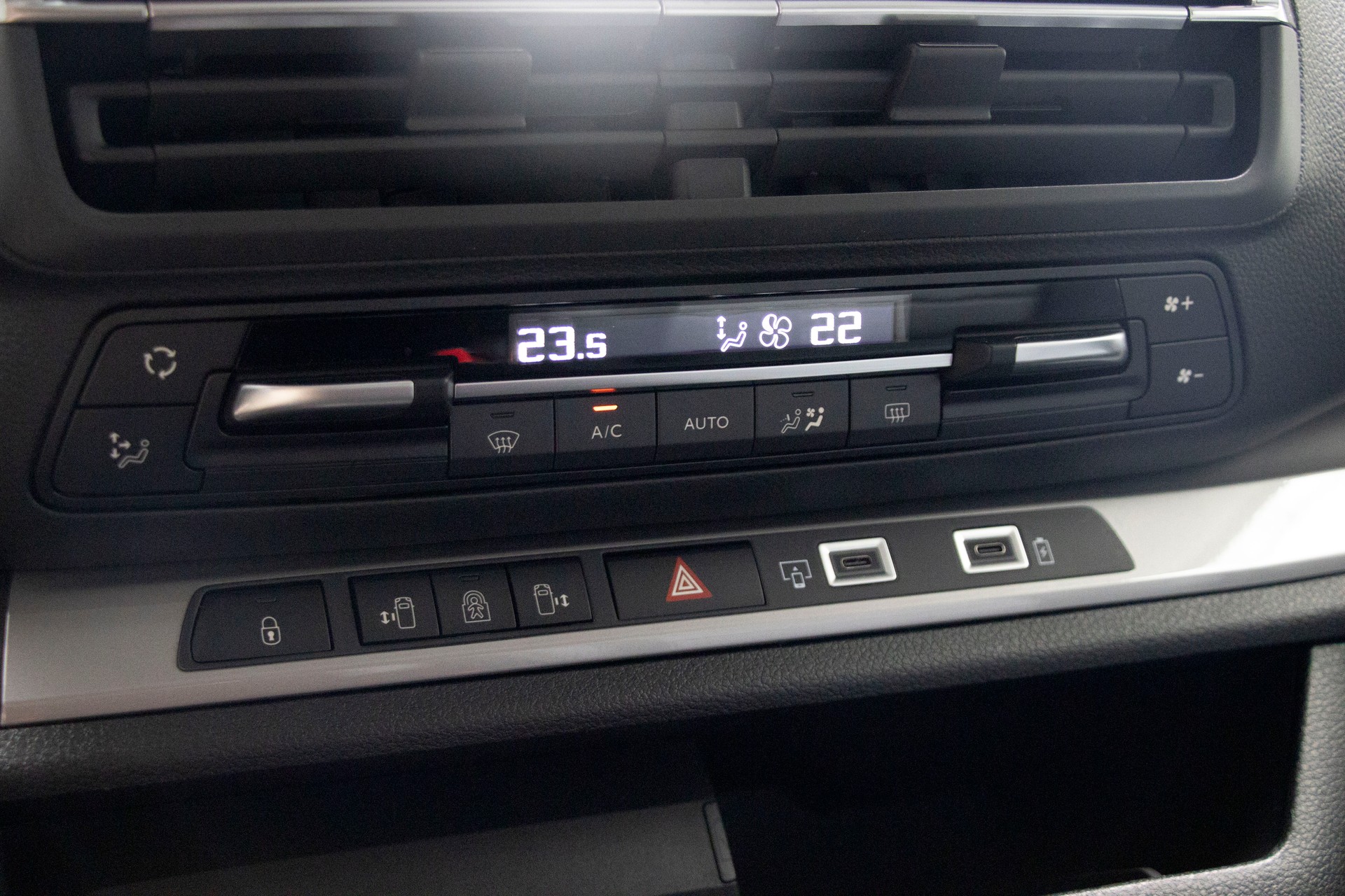 CITROEN Spacetourer 2.0 BlueHDi Max XL EAT8-image-9