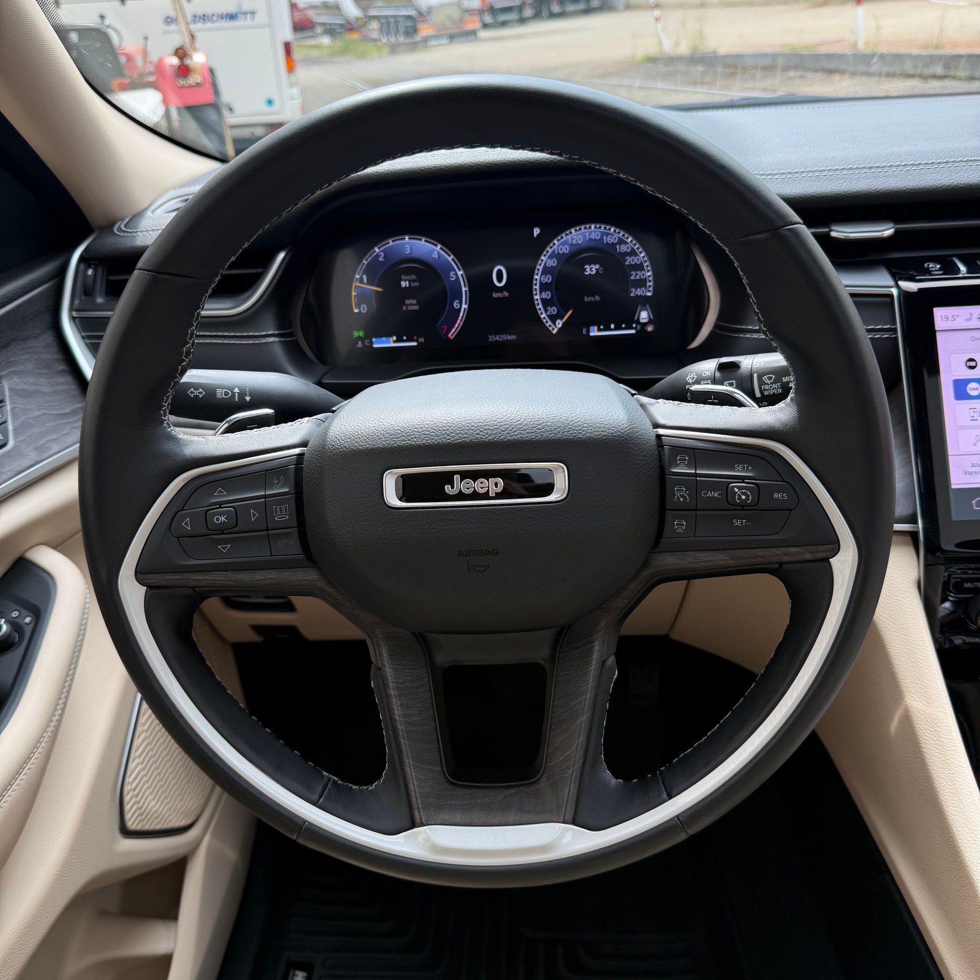 JEEP Grand Cherokee 3.6 V6 L 4x4 7-Plätzer-image-9