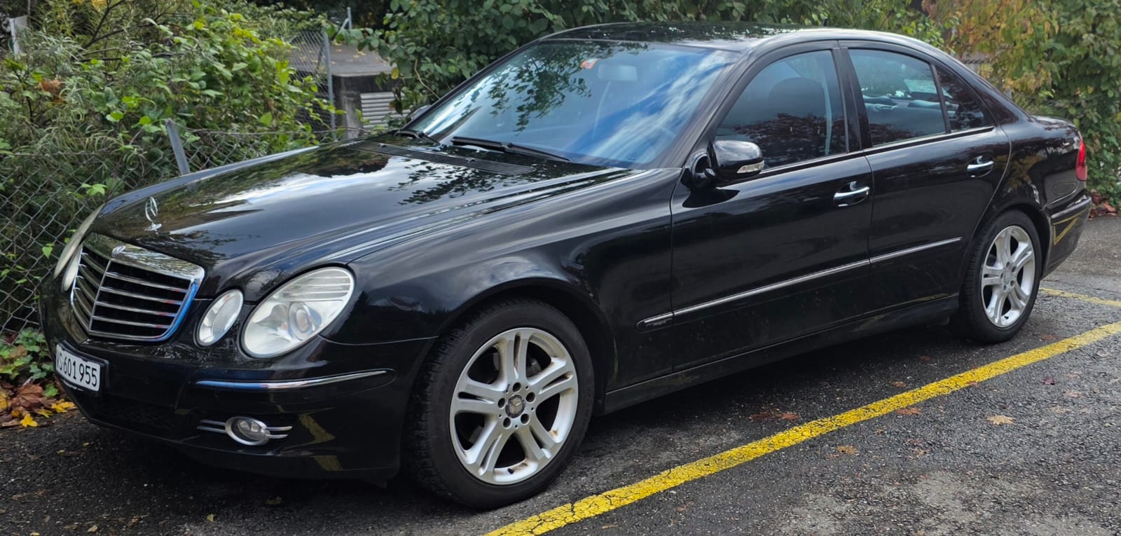 MERCEDES-BENZ E 220 CDI Avantgarde-image-0