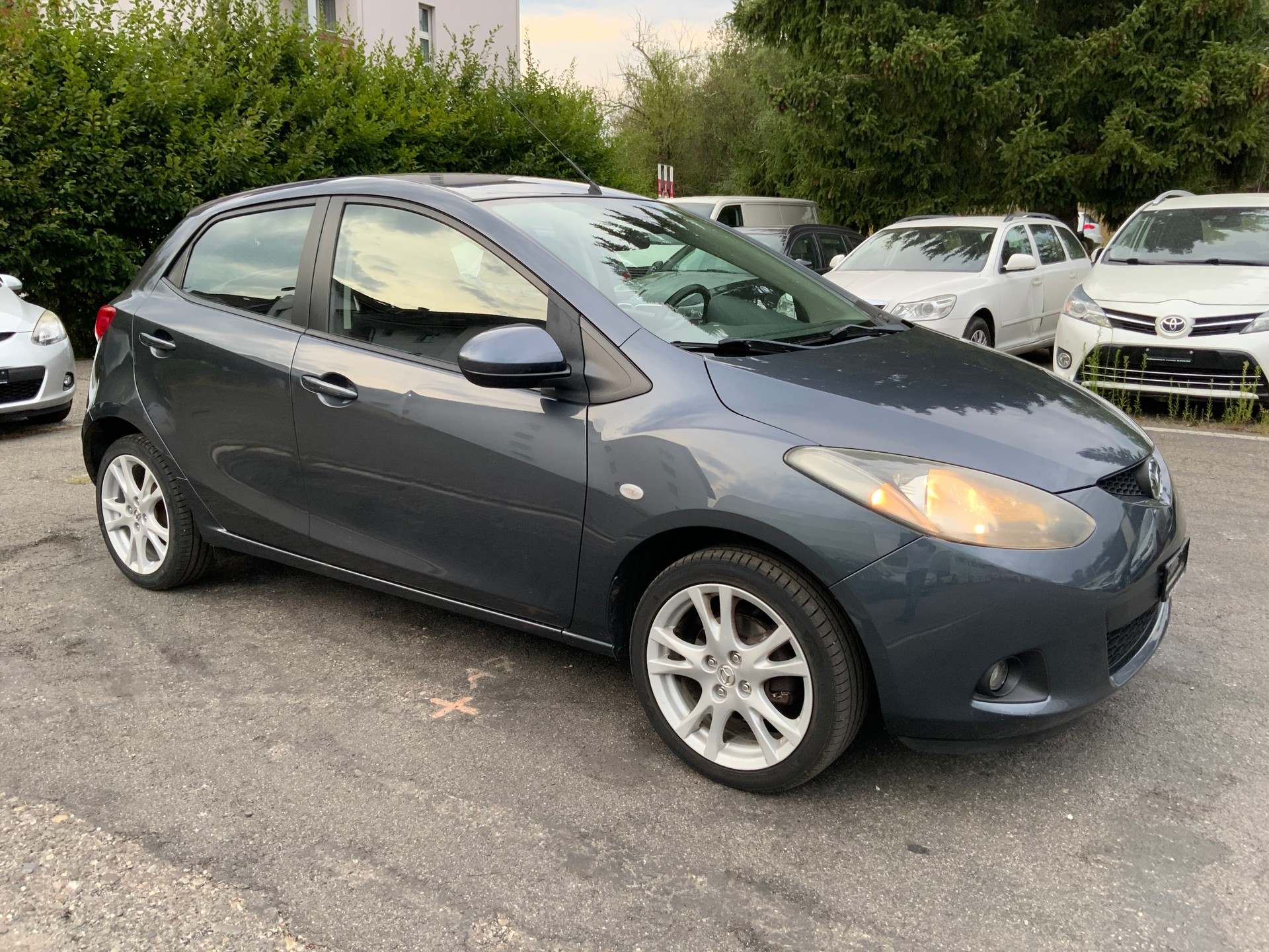 MAZDA 2 1.3i 16V Exclusive-image-2