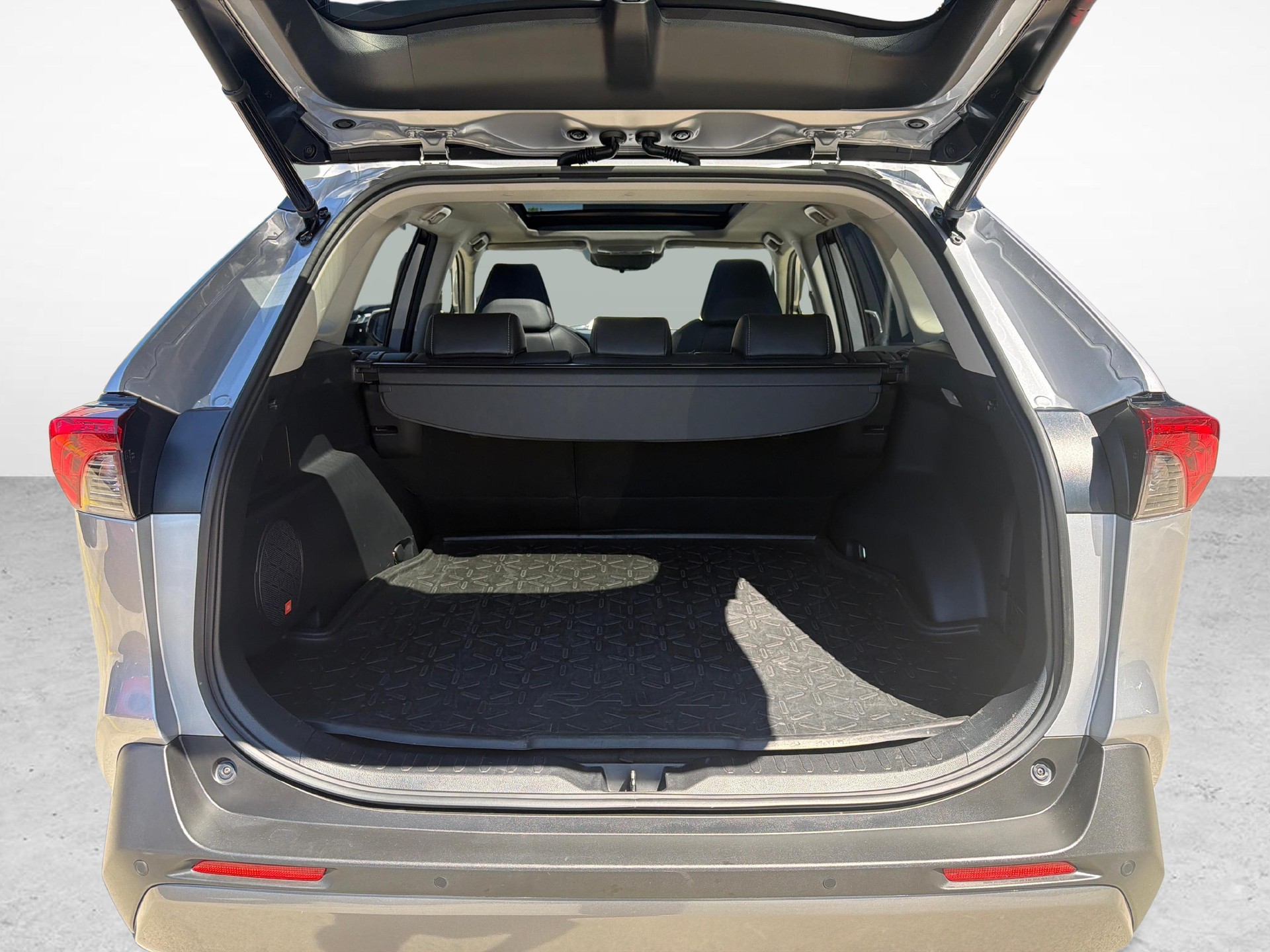 TOYOTA RAV4 2.5 HEV Premium-image-11