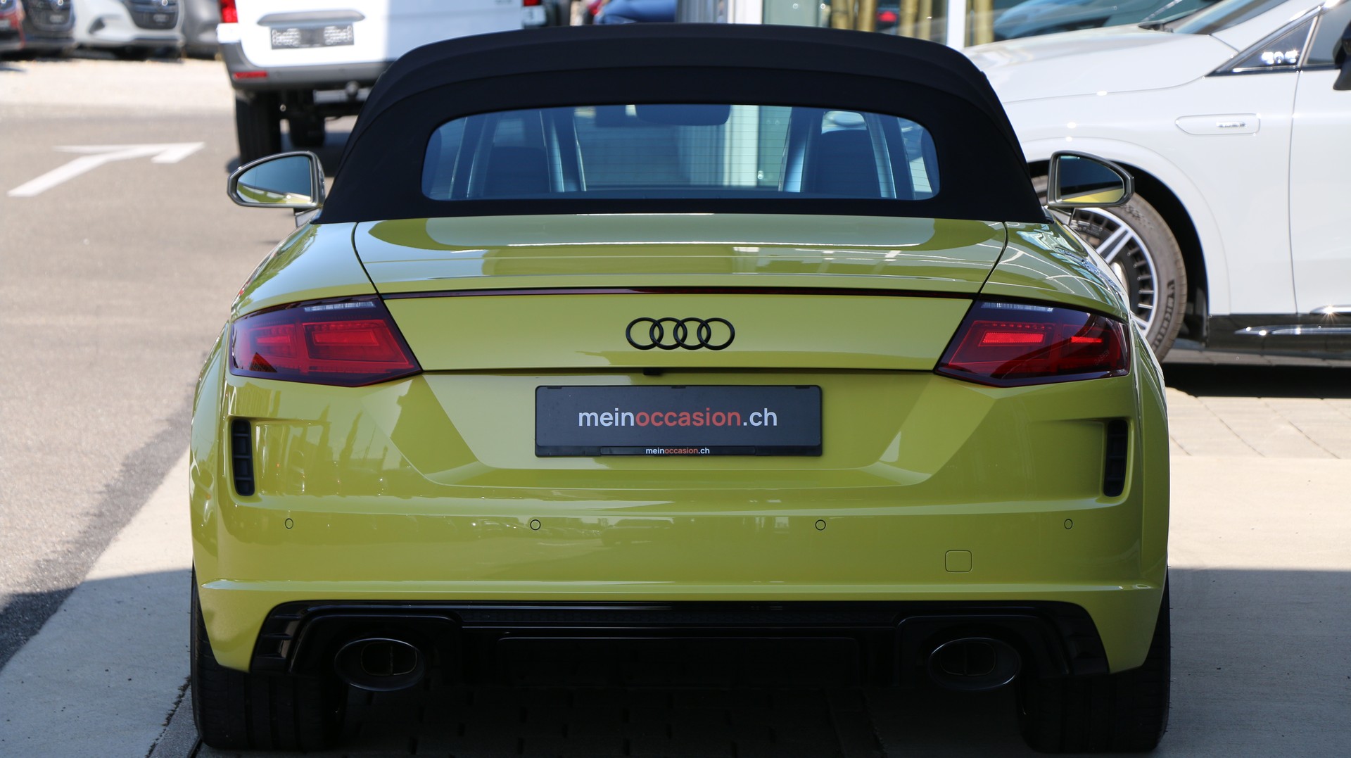 AUDI TT RS Roadster-image-9