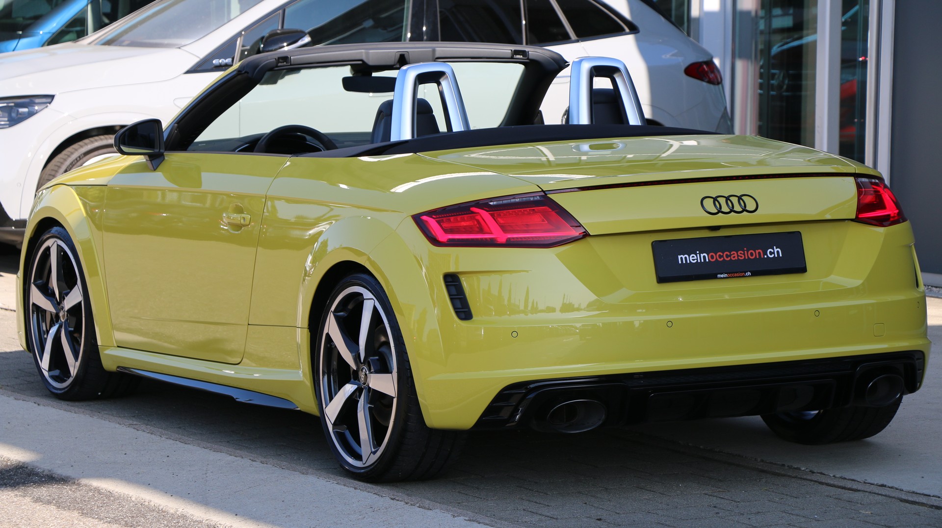 AUDI TT RS Roadster-image-7