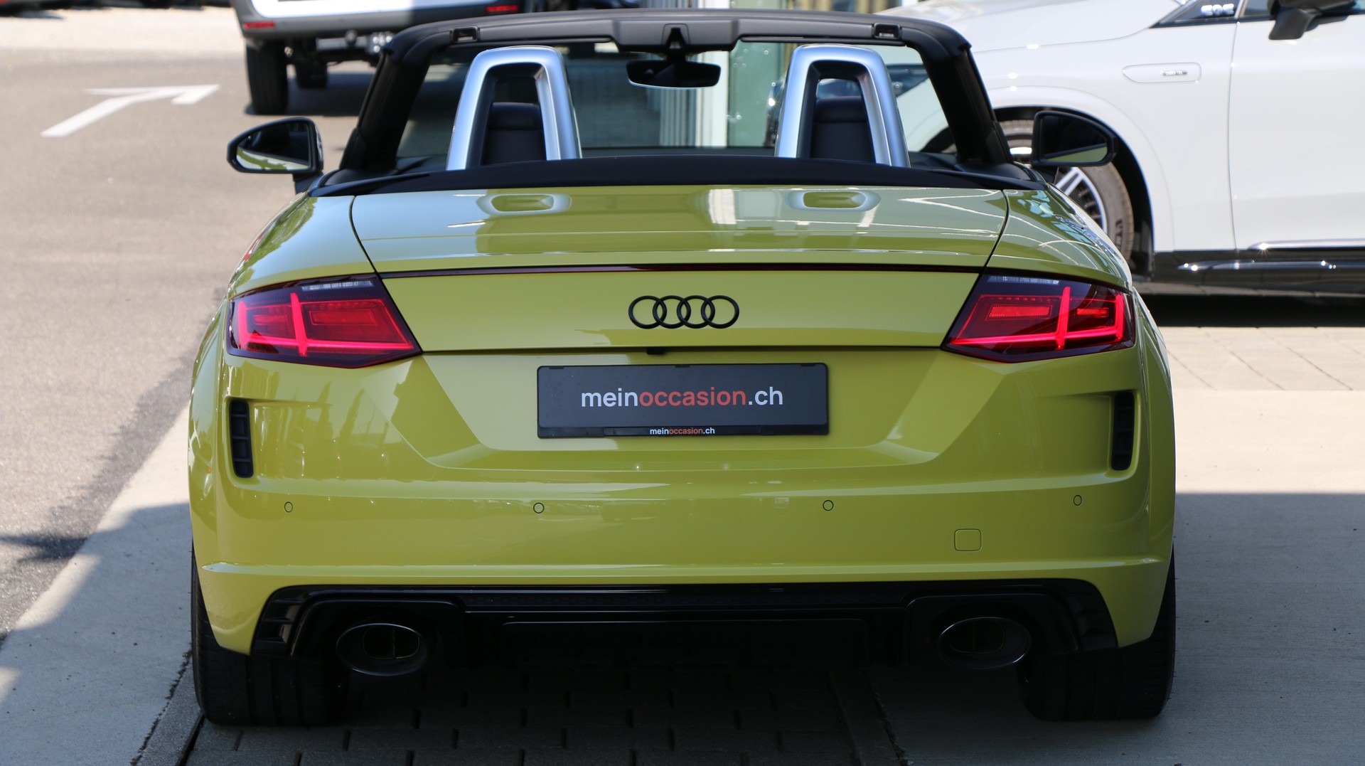 AUDI TT RS Roadster-image-8