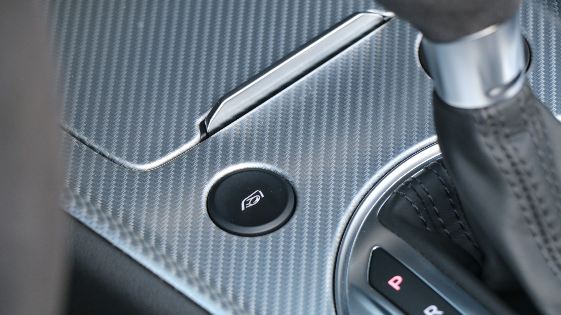 AUDI TT RS Roadster-image-21
