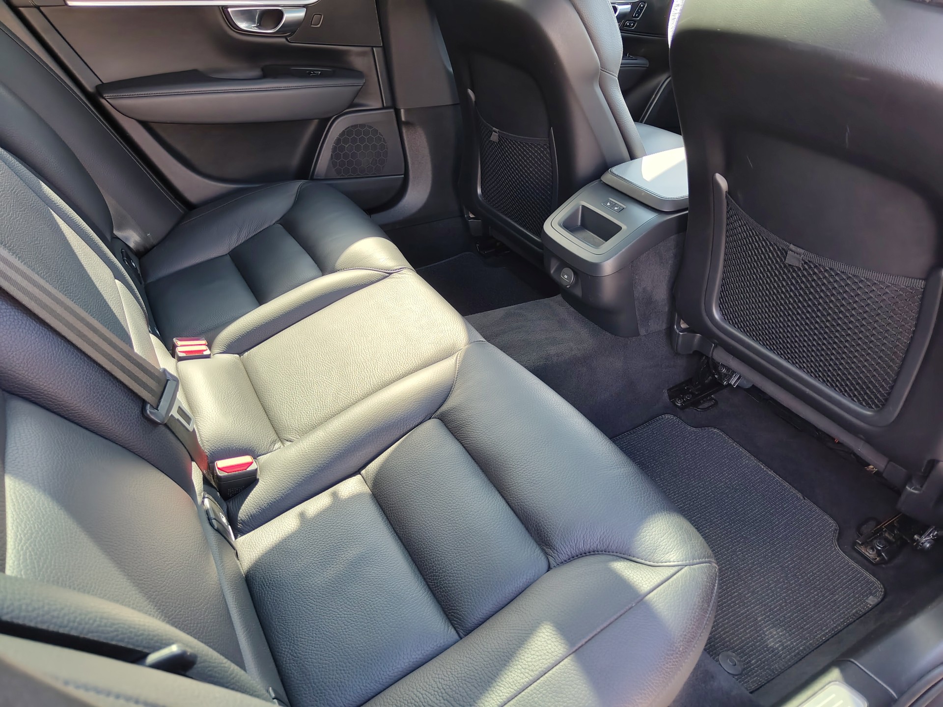 VOLVO V90 Cross Country B5 Benzin MHD Plus AWD Geartronic-image-9