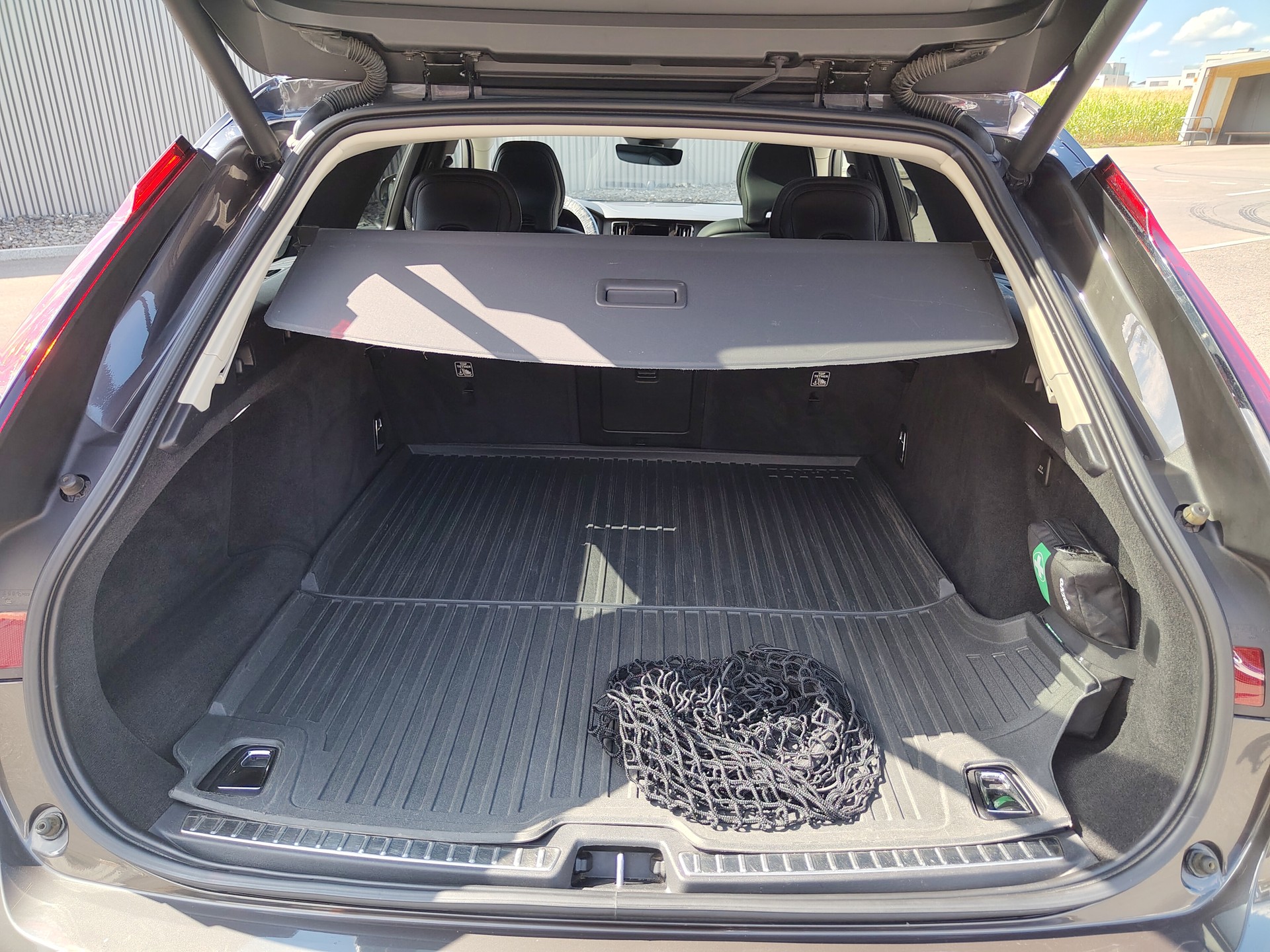 VOLVO V90 Cross Country B5 Benzin MHD Plus AWD Geartronic-image-12