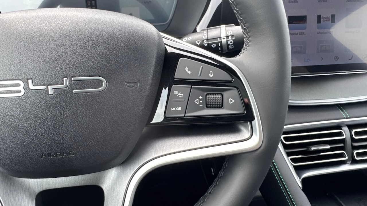 BYD Seal U DM-i Design AWD-image-25