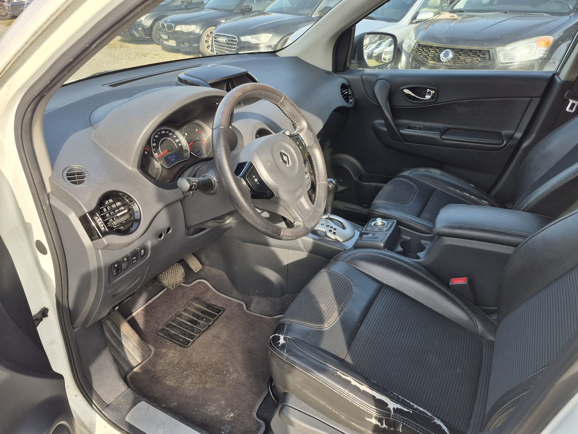 RENAULT Koleos 2.0 dCi Dynamique 4x4 Automatic-image-5
