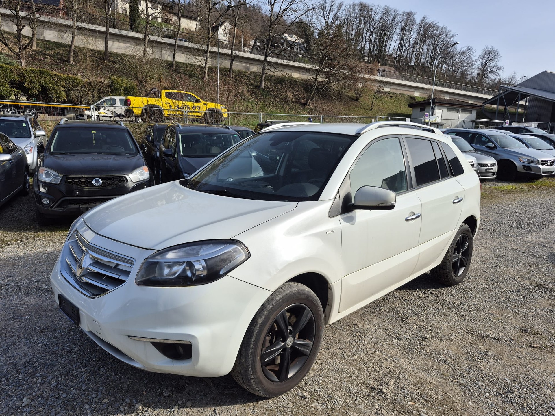 RENAULT Koleos 2.0 dCi Dynamique 4x4 Automatic-image-0