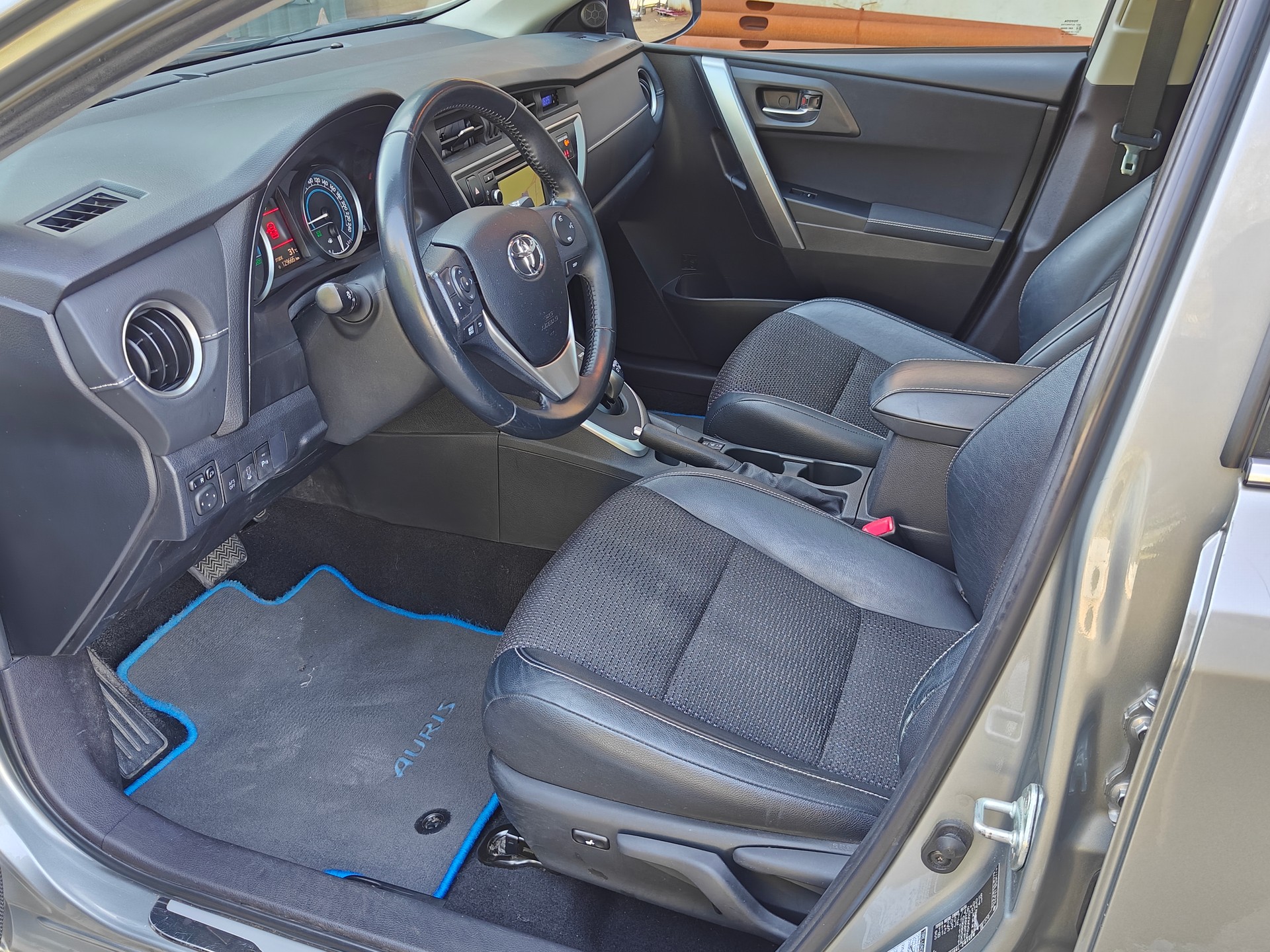 TOYOTA 1.8 HSD Sol-image-3