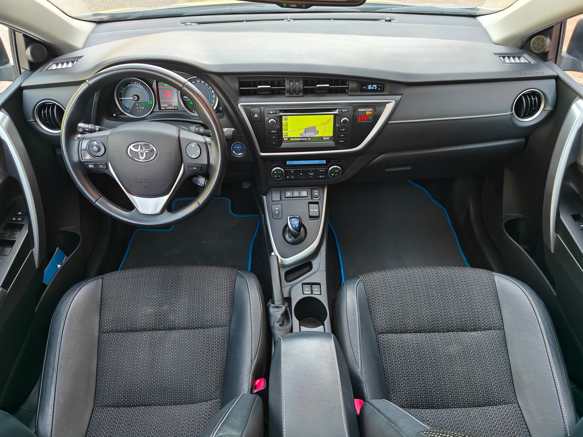 TOYOTA 1.8 HSD Sol-image-4