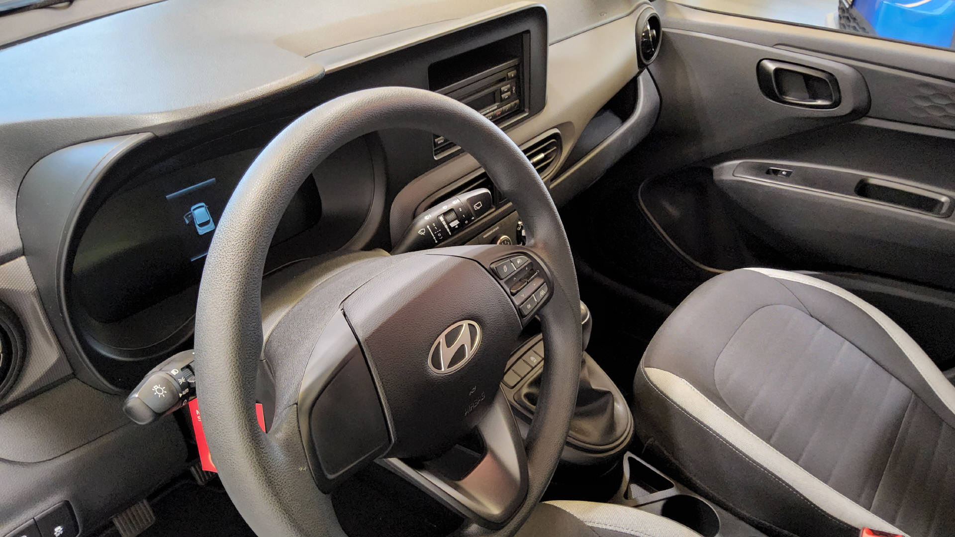 HYUNDAI i10 1.0 Pica-image-10