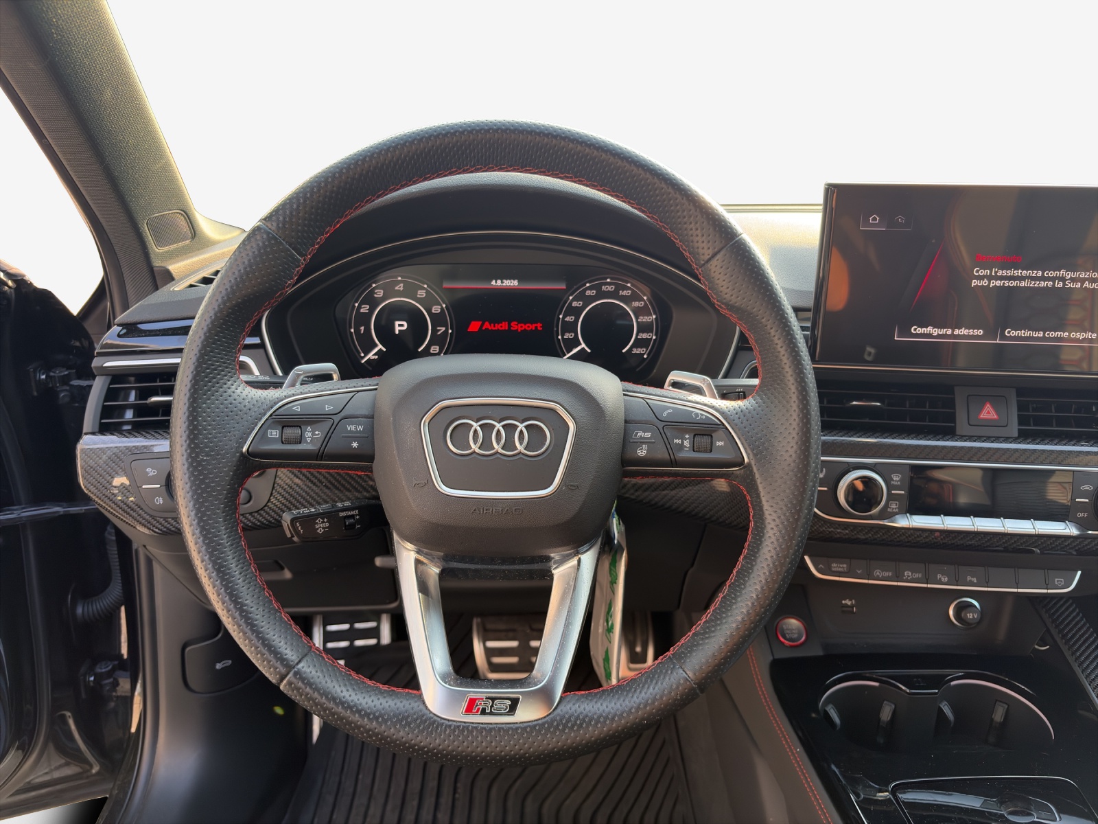 AUDI RS4 Avant quattro tiptronic-image-9