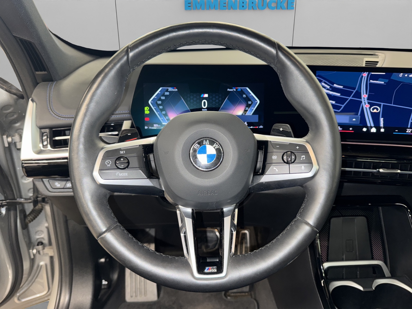 BMW X1 U11 18i sDrive paddles-image-10