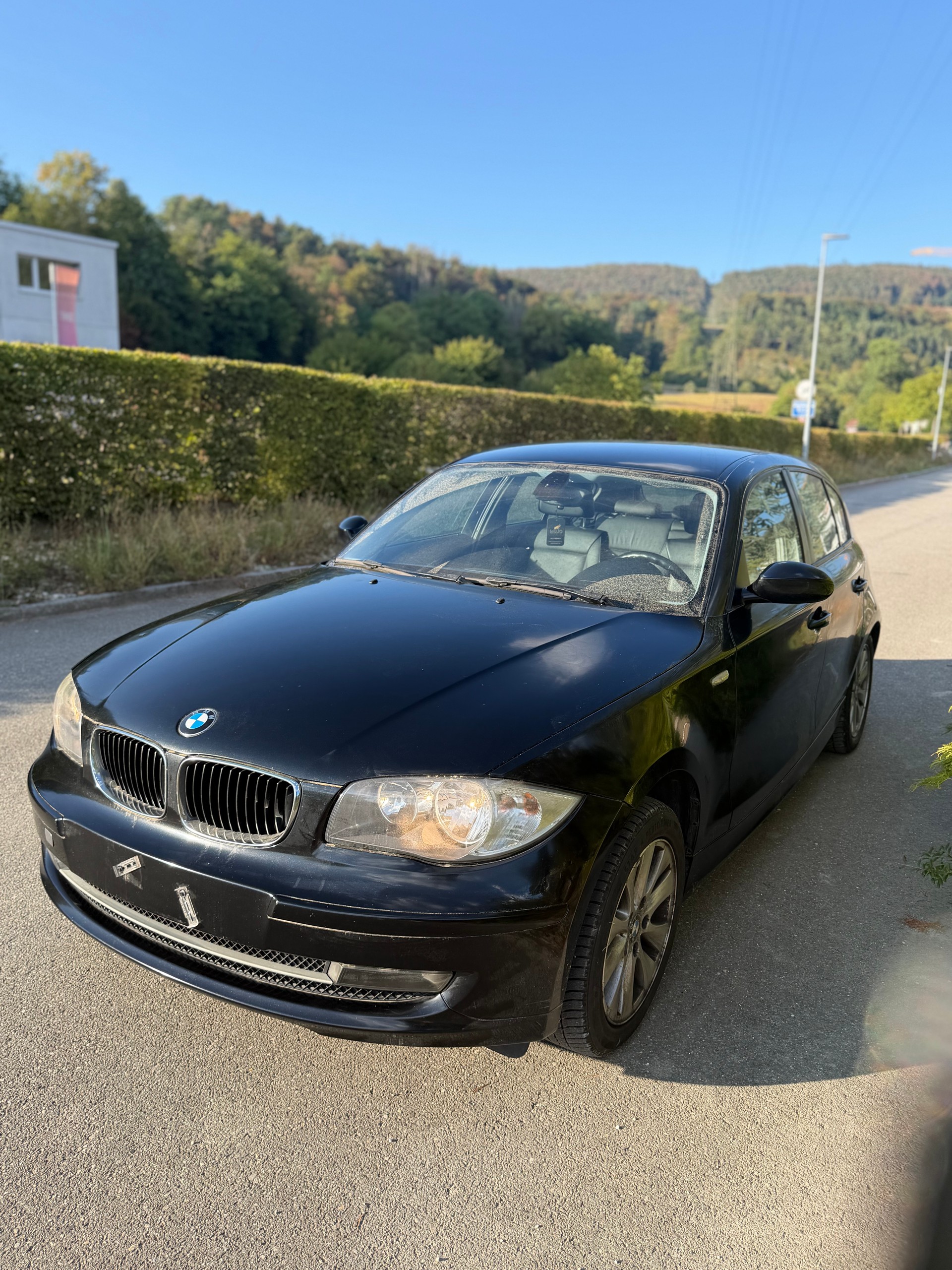 BMW 118d Dynamic Edition-image-0