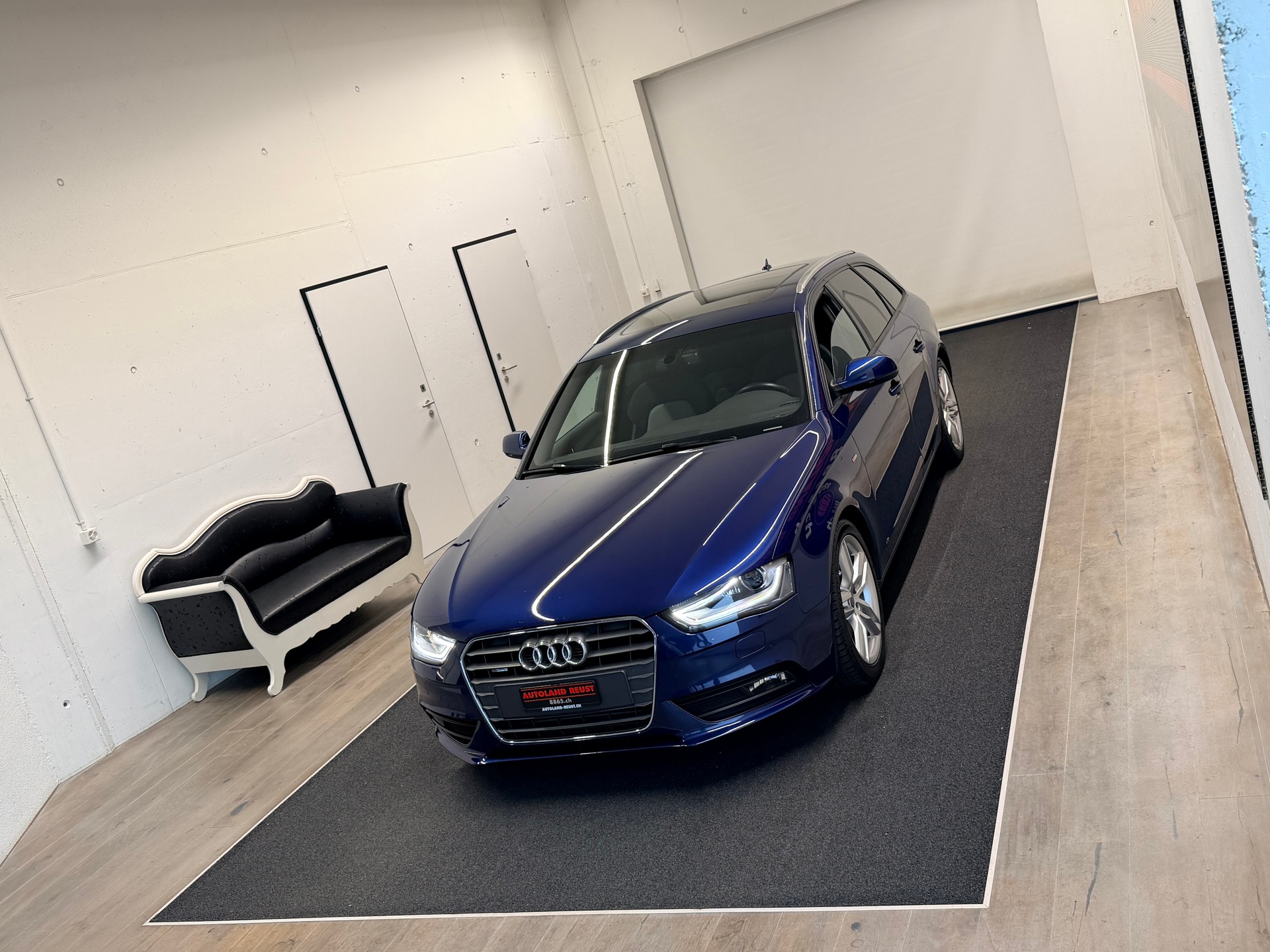 AUDI A4 Avant 3.0 TDI clean diesel quattro s-tronic-image-3