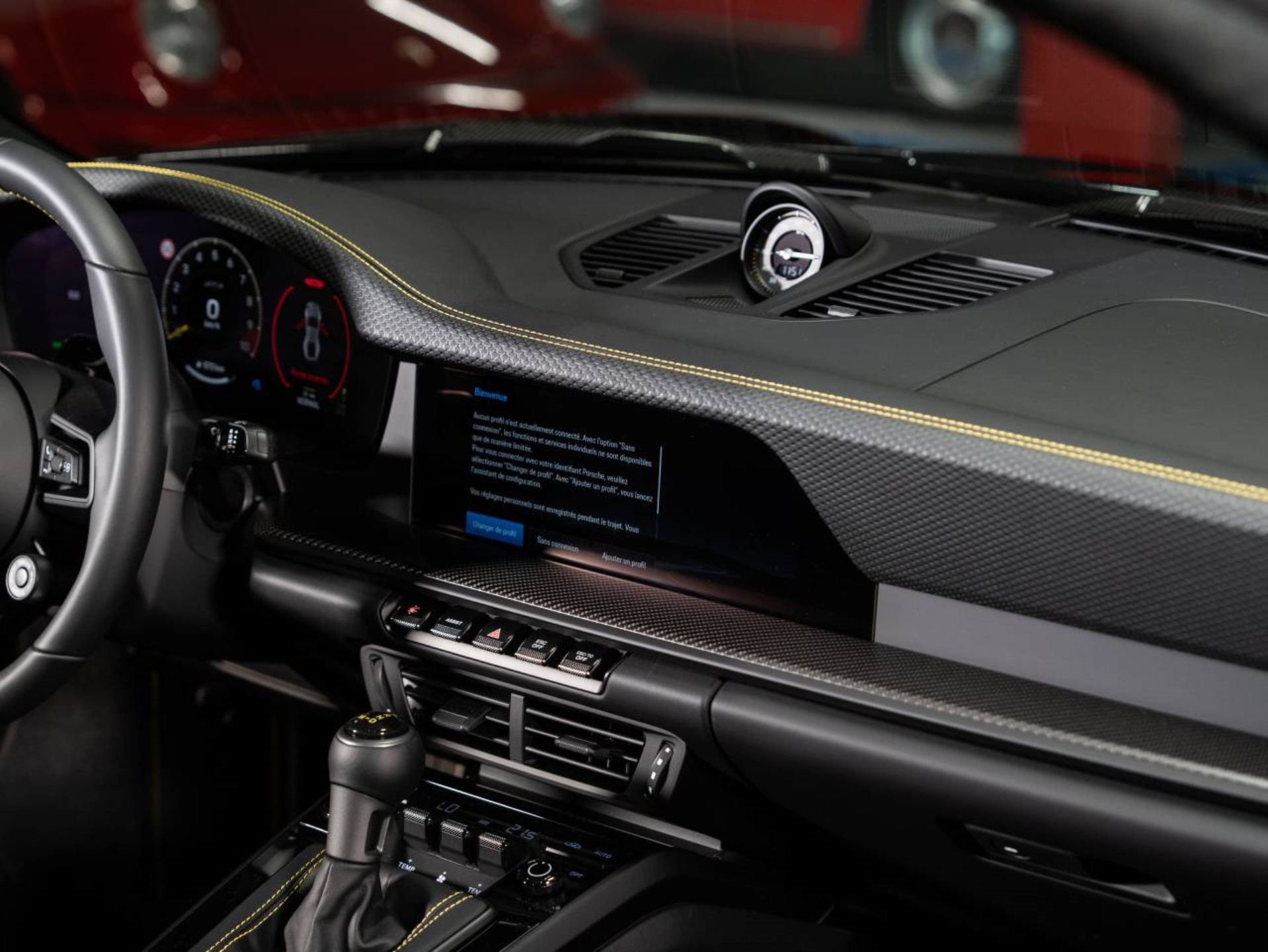 PORSCHE 911 GT3 avec Paquet Touring-image-12