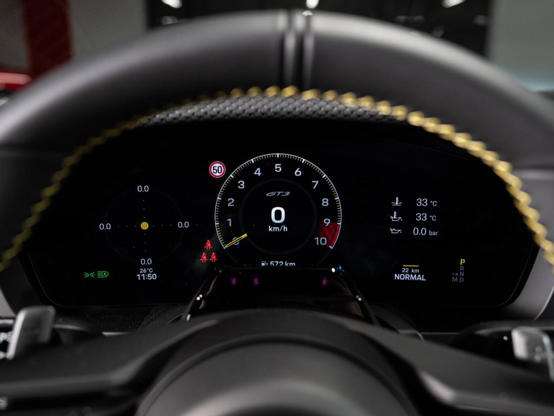 PORSCHE 911 GT3 avec Paquet Touring-image-11