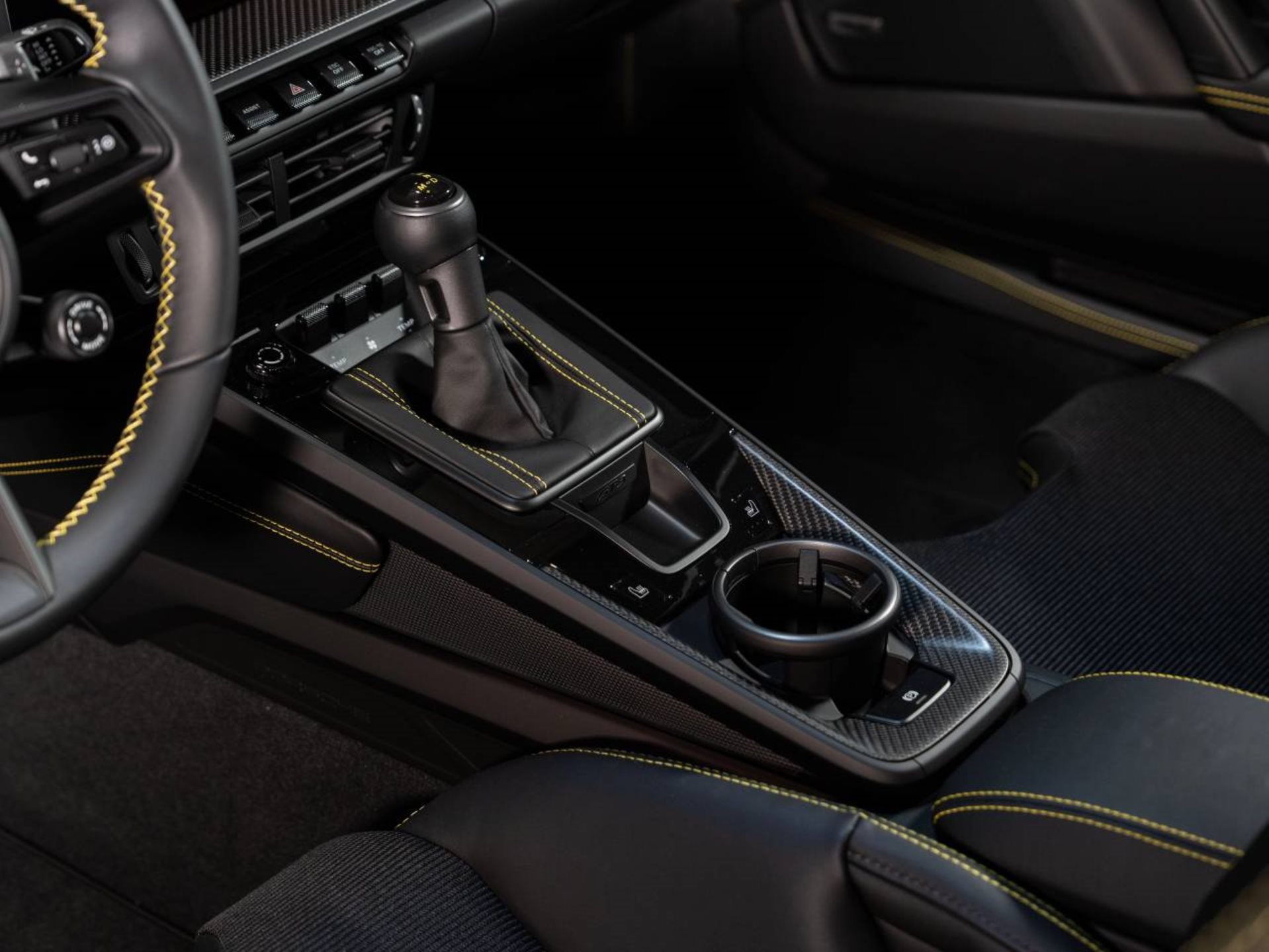 PORSCHE 911 GT3 avec Paquet Touring-image-13