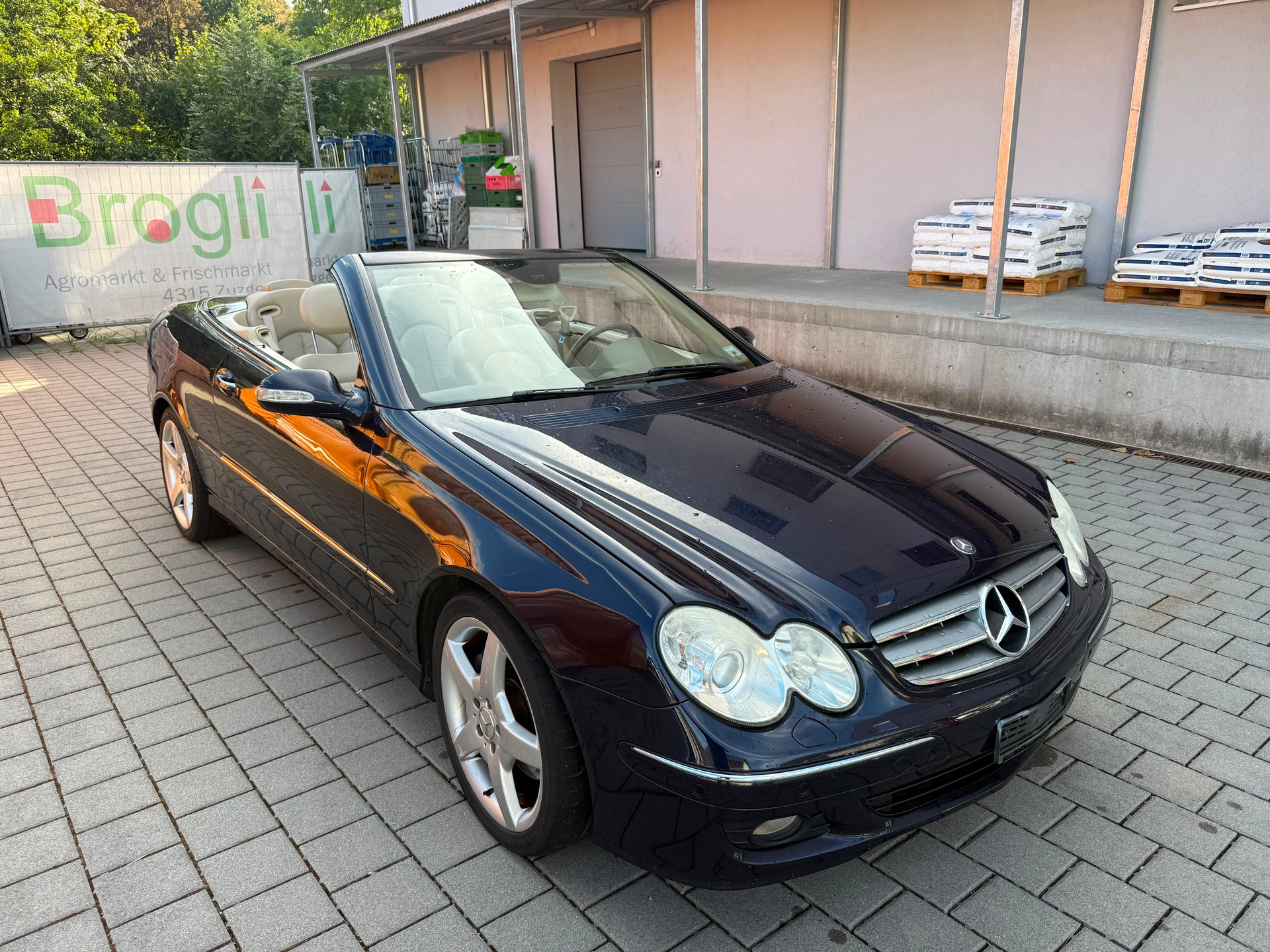 MERCEDES-BENZ CLK350-image-0