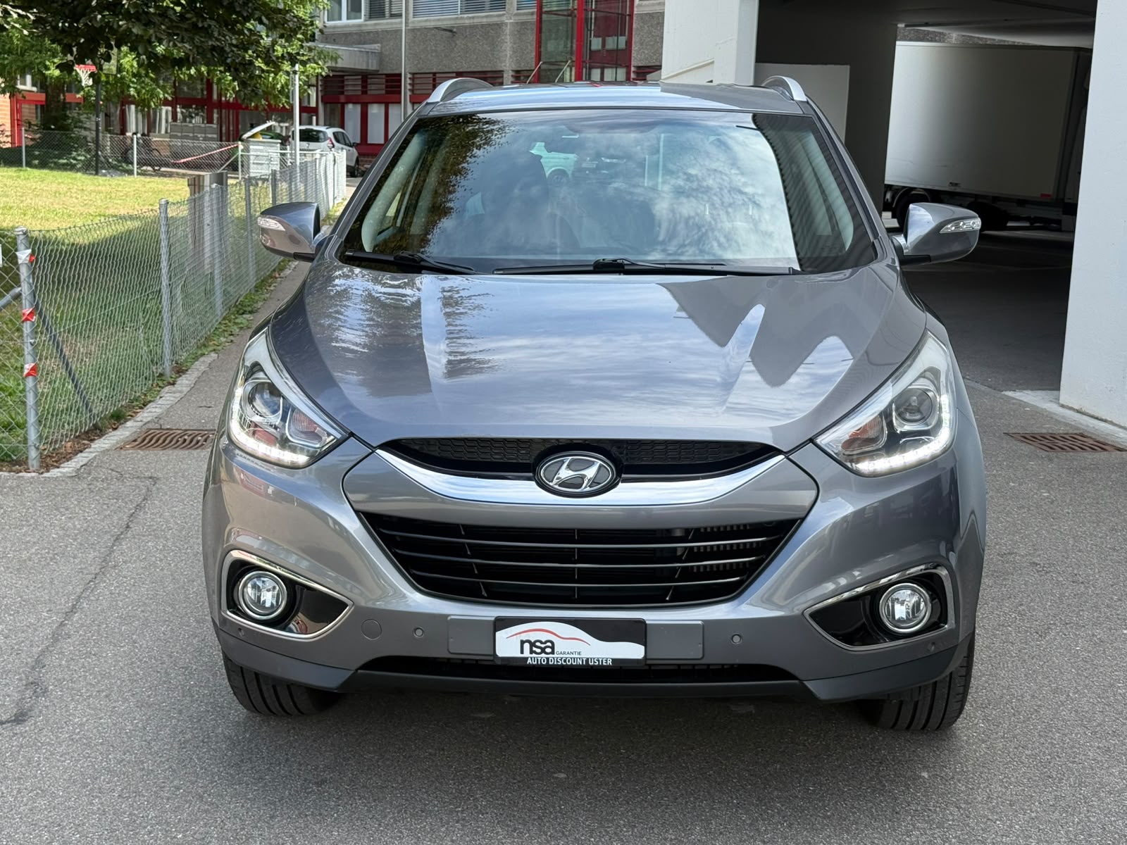 HYUNDAI iX 35 2.0 CRDi Style 4WD Automatic-image-1