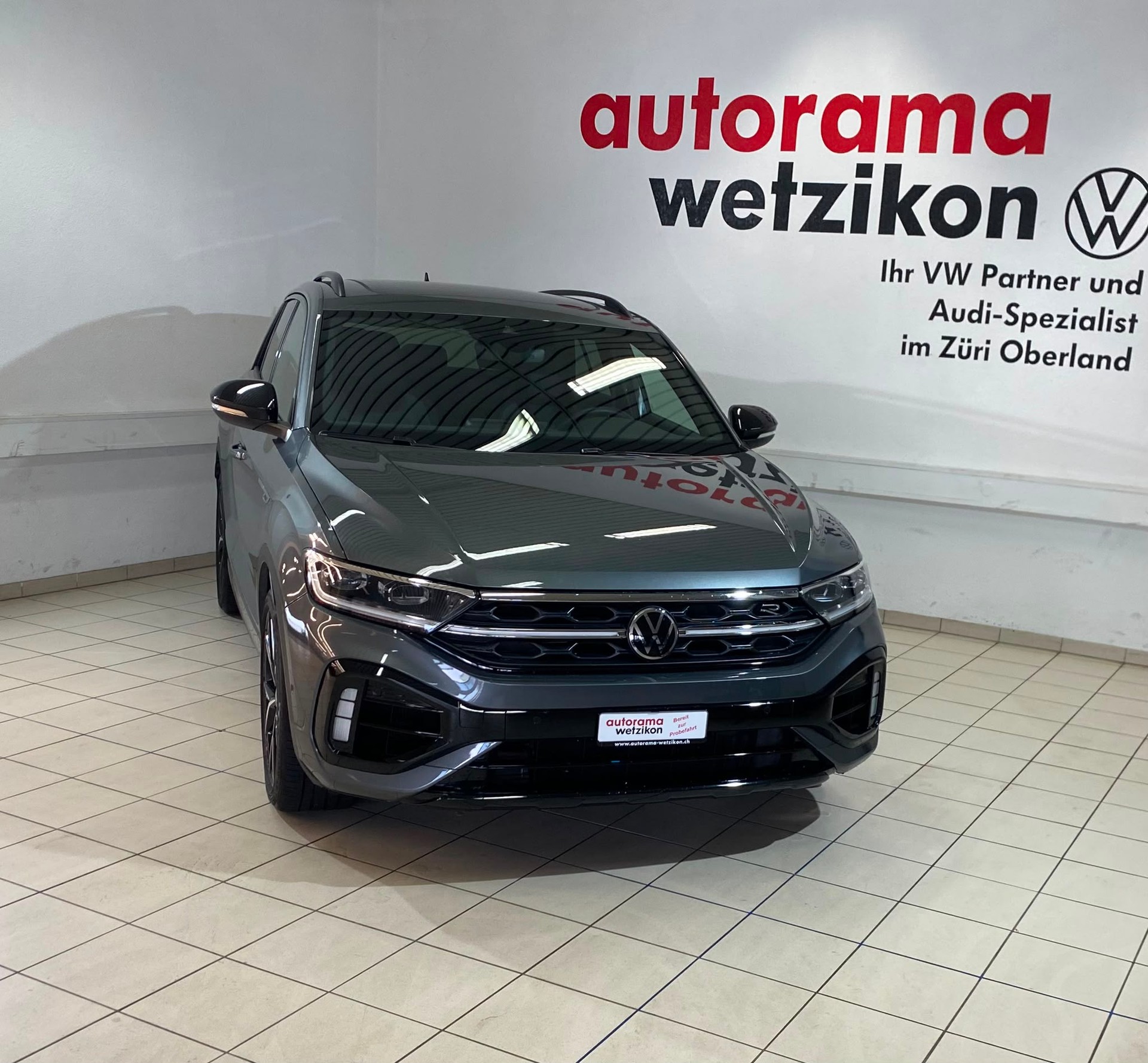 VW T-Roc 2.0 TSI R DSG 4Motion-showroom-element-1